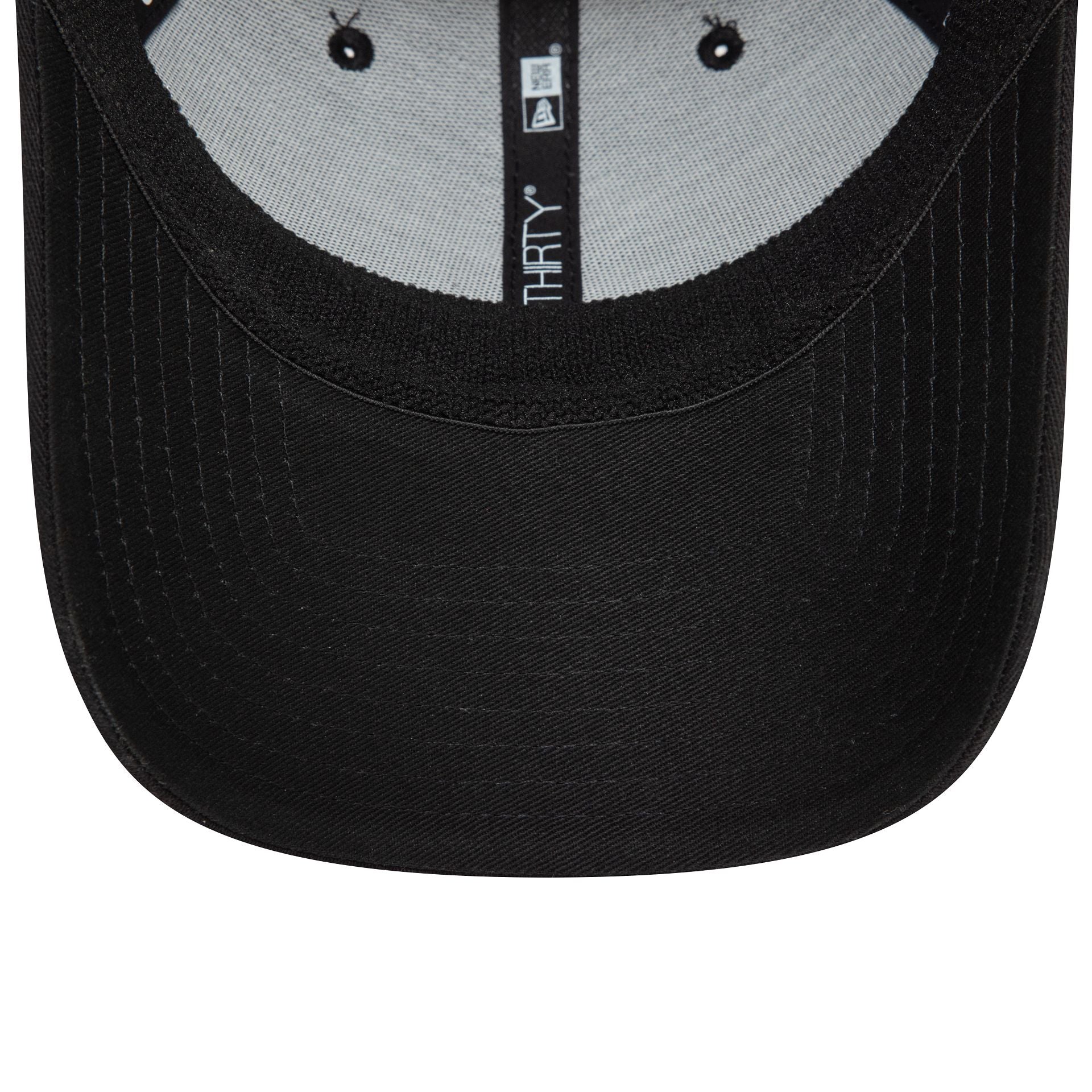 This is a Chicago White Sox World Series Black 39THIRTY Stretch Fit Cap 5