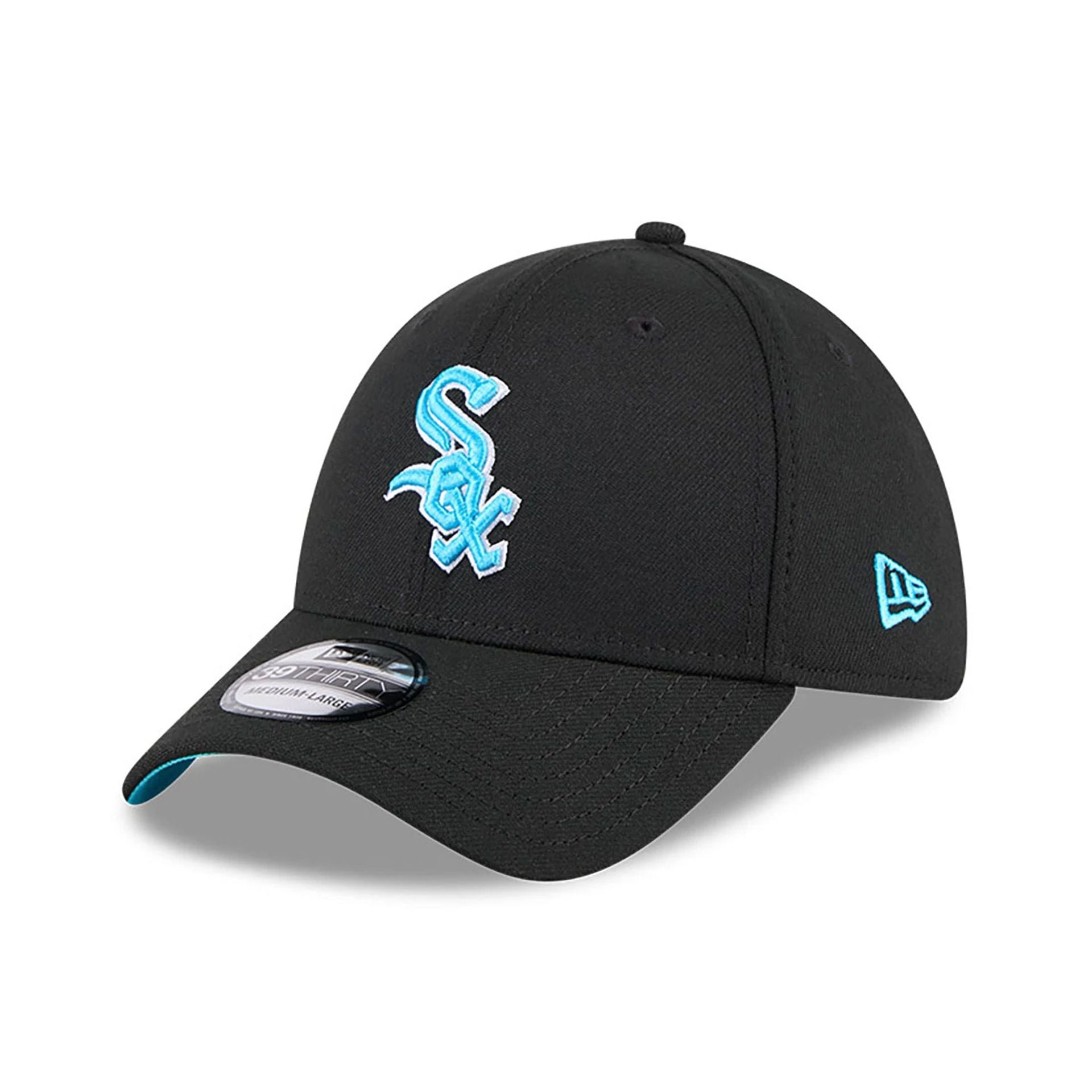 This is a Chicago White Sox MLB Father's Day 2024 Black 39THIRTY Stretch Fit Cap 1