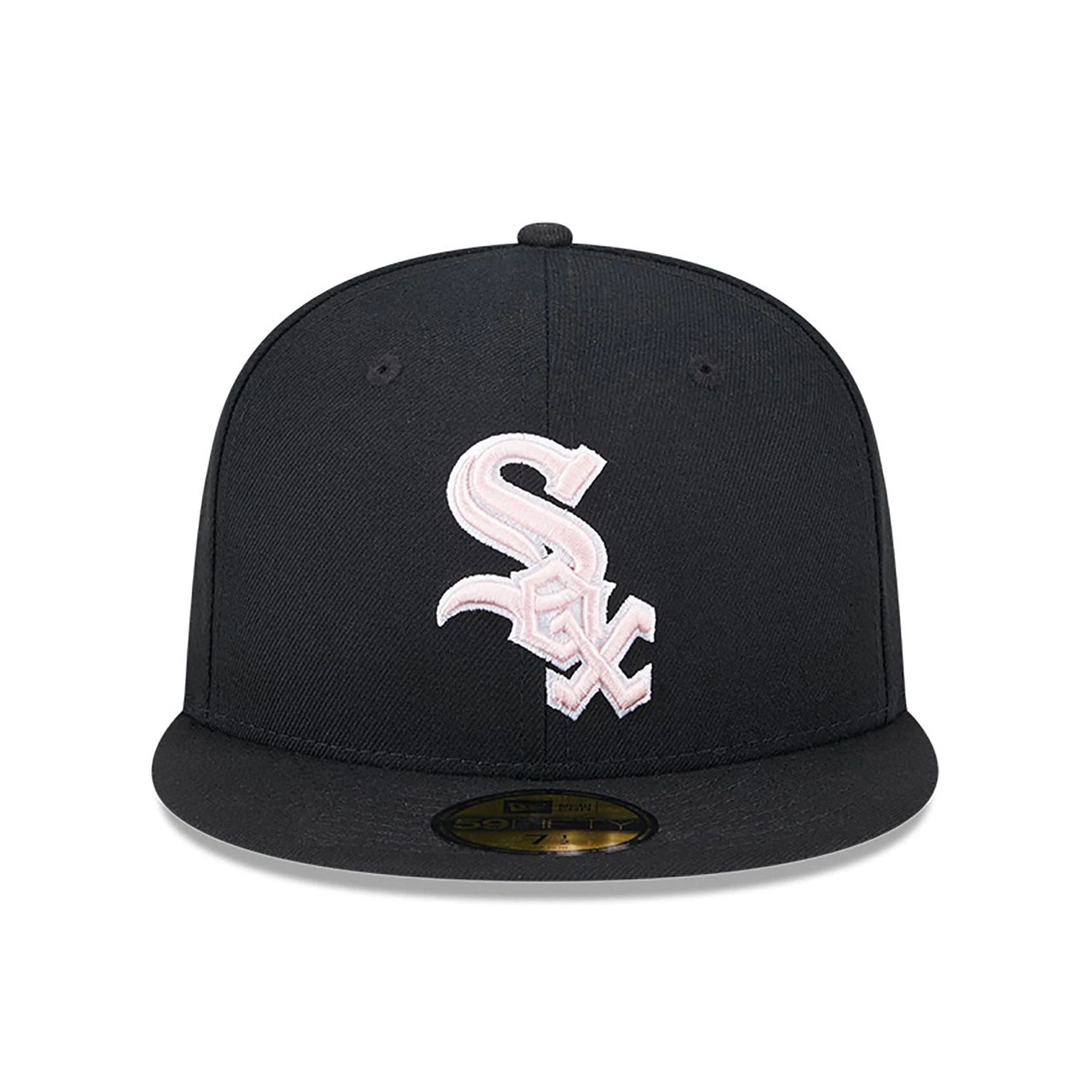 This is a Chicago White Sox MLB Mother's Day 2024 Black 59FIFTY Fitted Cap 3