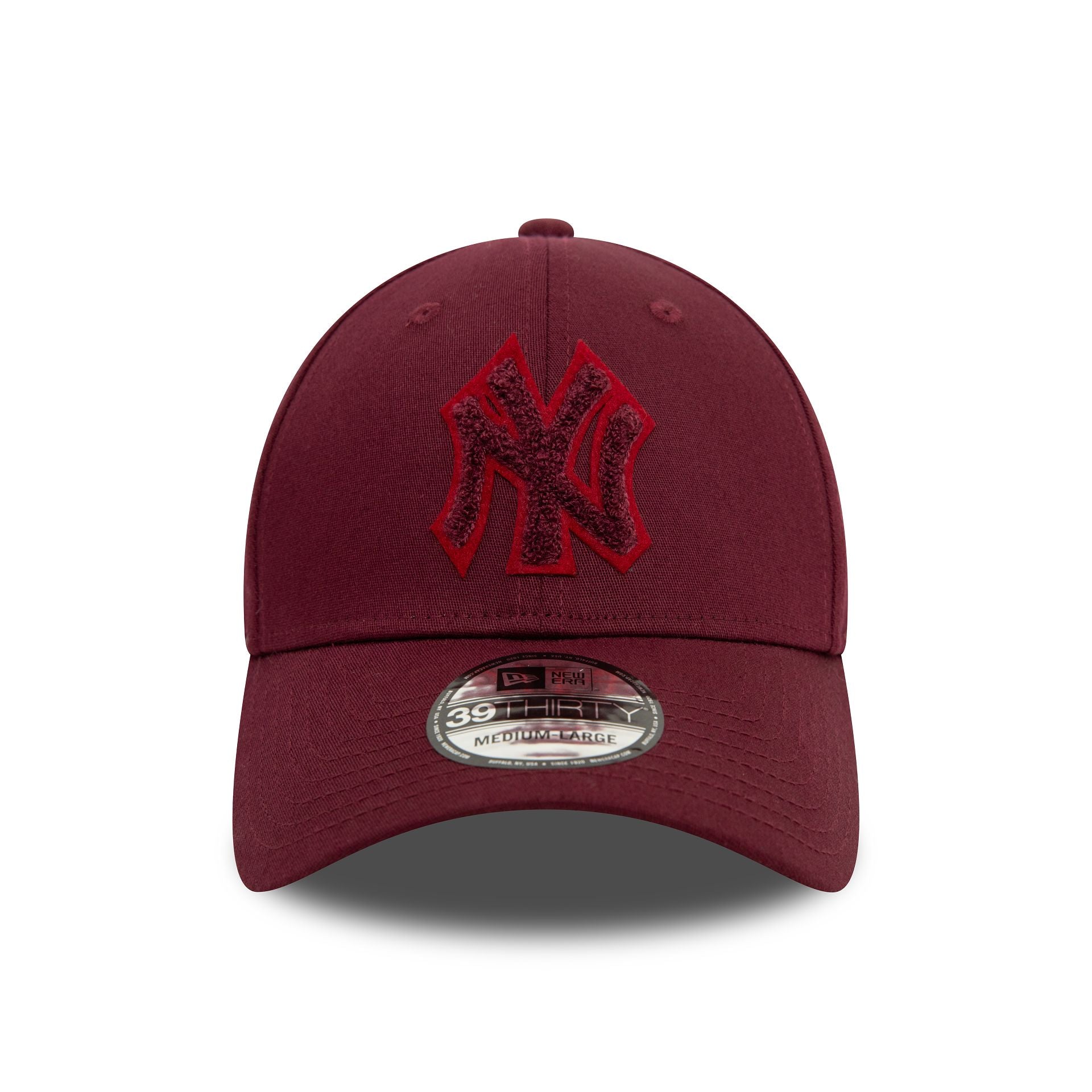 This is a New York Yankees Team Logo Boucle Dark Red 39THIRTY Stretch Fit Cap 2