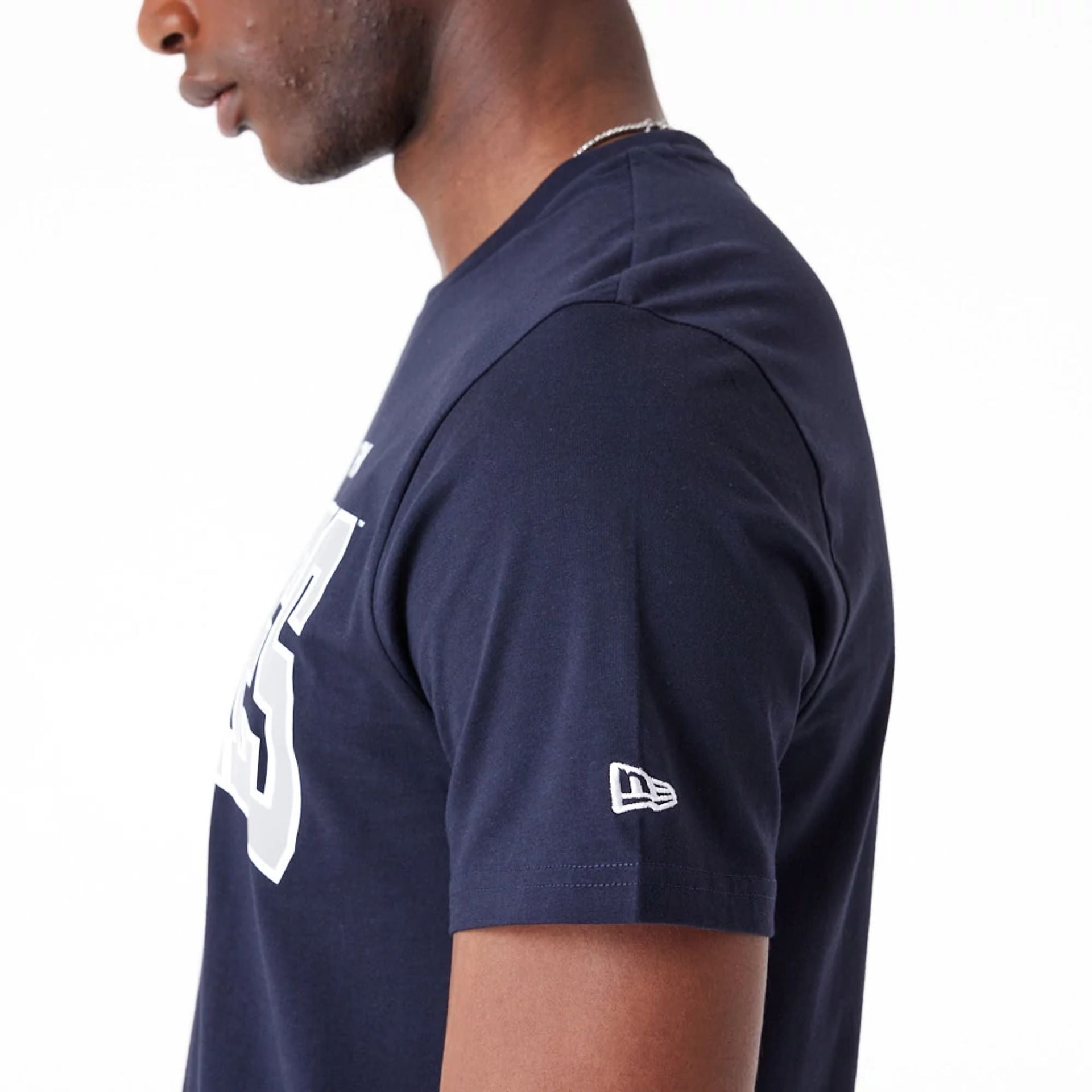 The Male model is wearing New York Yankees MLB Arch Wordmark Graphic Navy T-Shirt 3