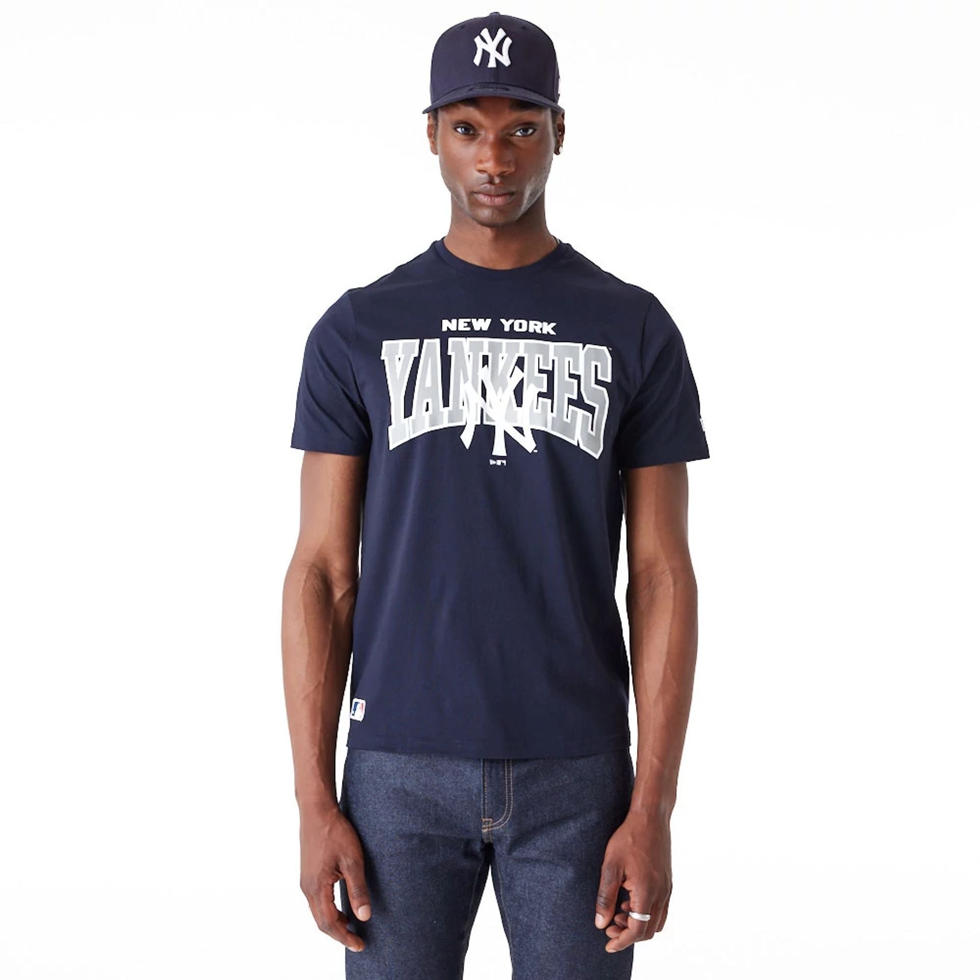 The Male model is wearing New York Yankees MLB Arch Wordmark Graphic Navy T-Shirt 1