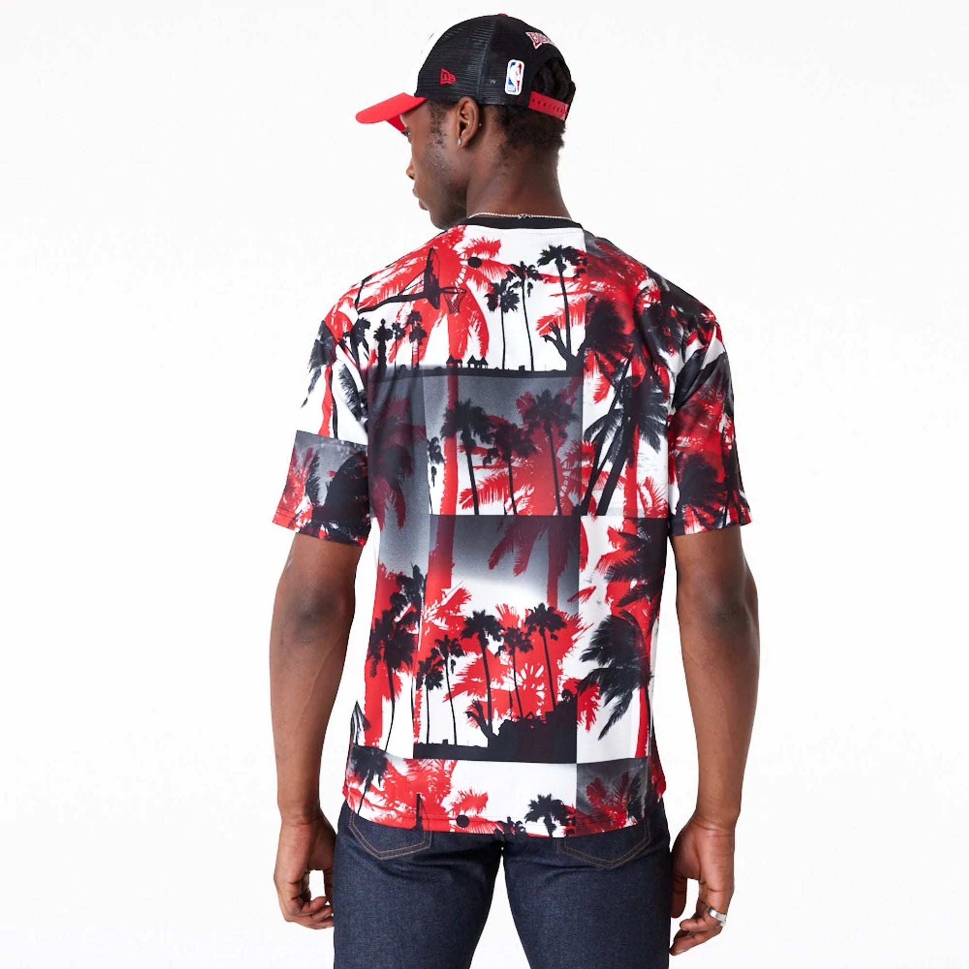 The Male model is wearing Chicago Bulls NBA Palm Tree Mesh Red T-Shirt 3