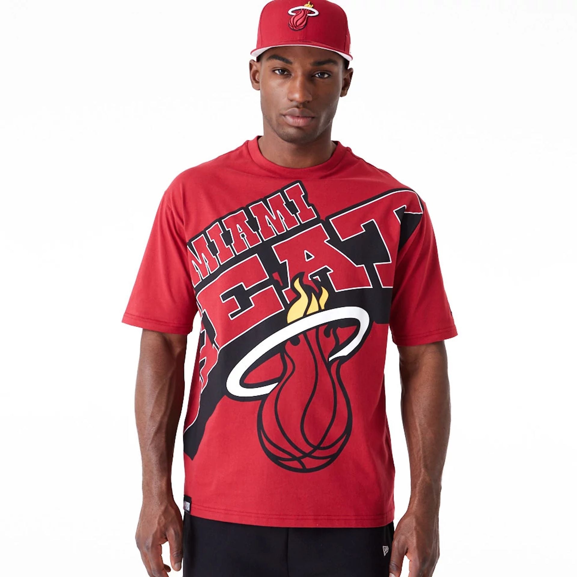 The Male model is wearing Miami Heat NBA Large Wordmark Dark Red Oversized T-Shirt 3