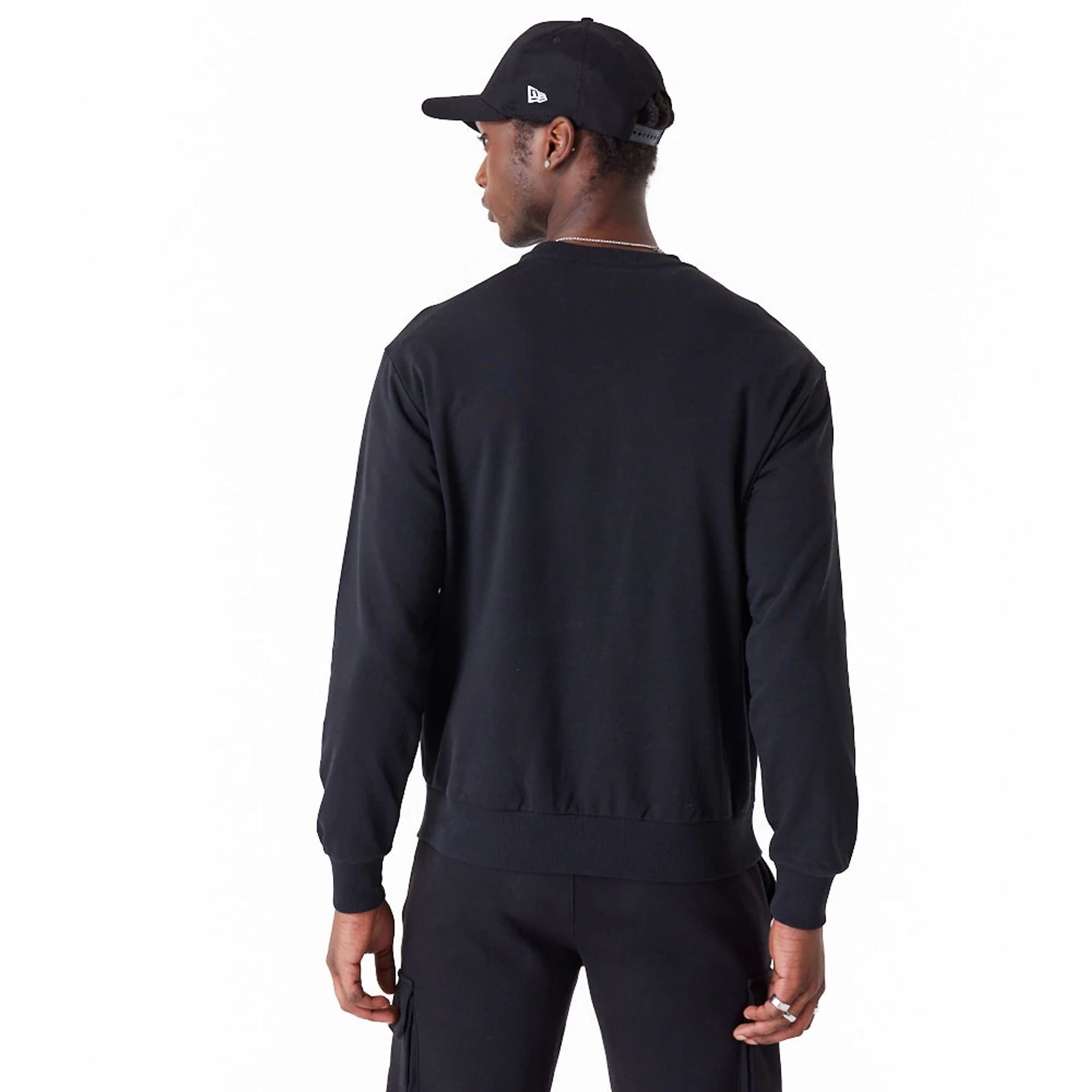 The Male model is wearing Las Vegas Raiders NFL Wordmark Black Crew Neck Sweatshirt 7