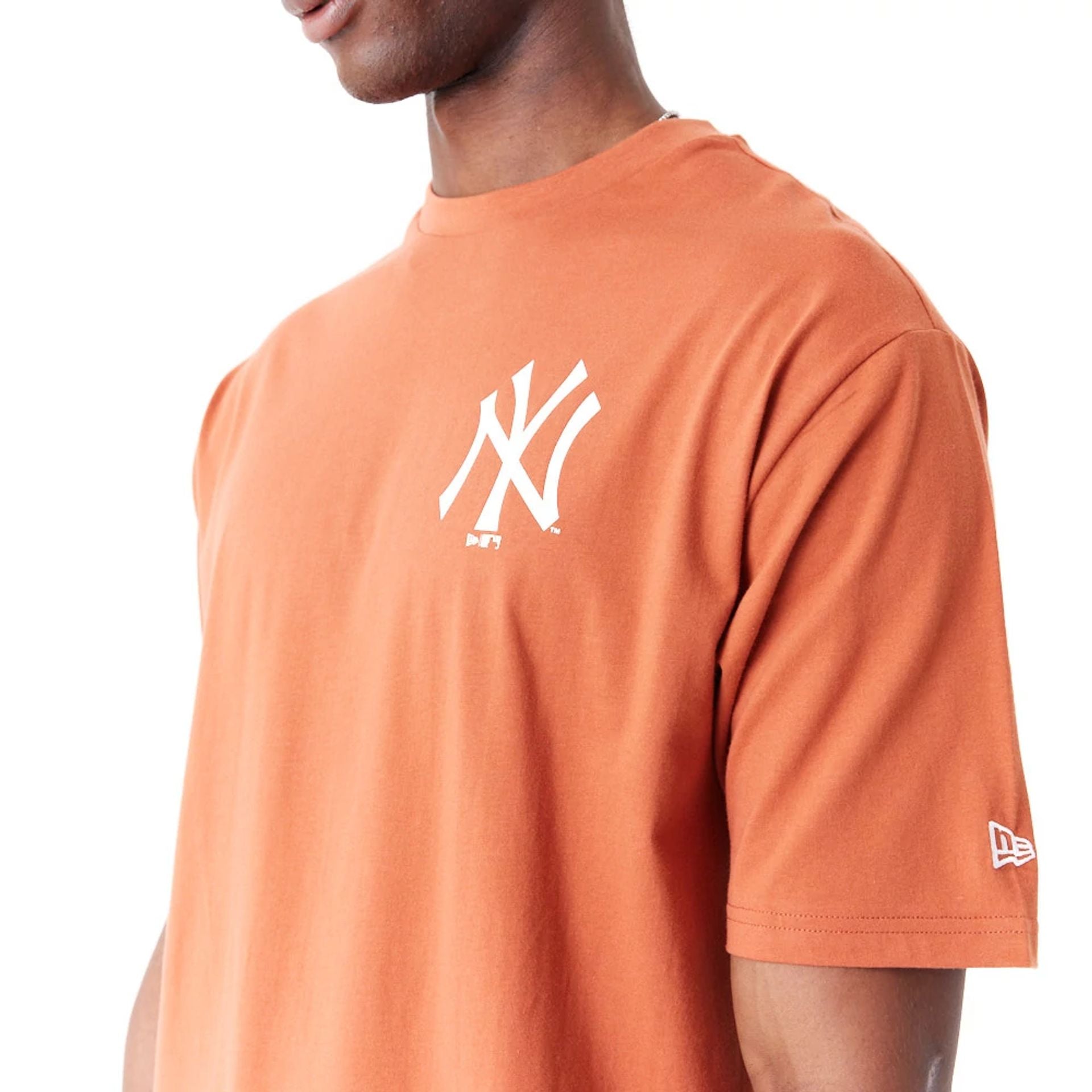 The Male model is wearing New York Yankees MLB World Series Brown Oversized T-Shirt 3