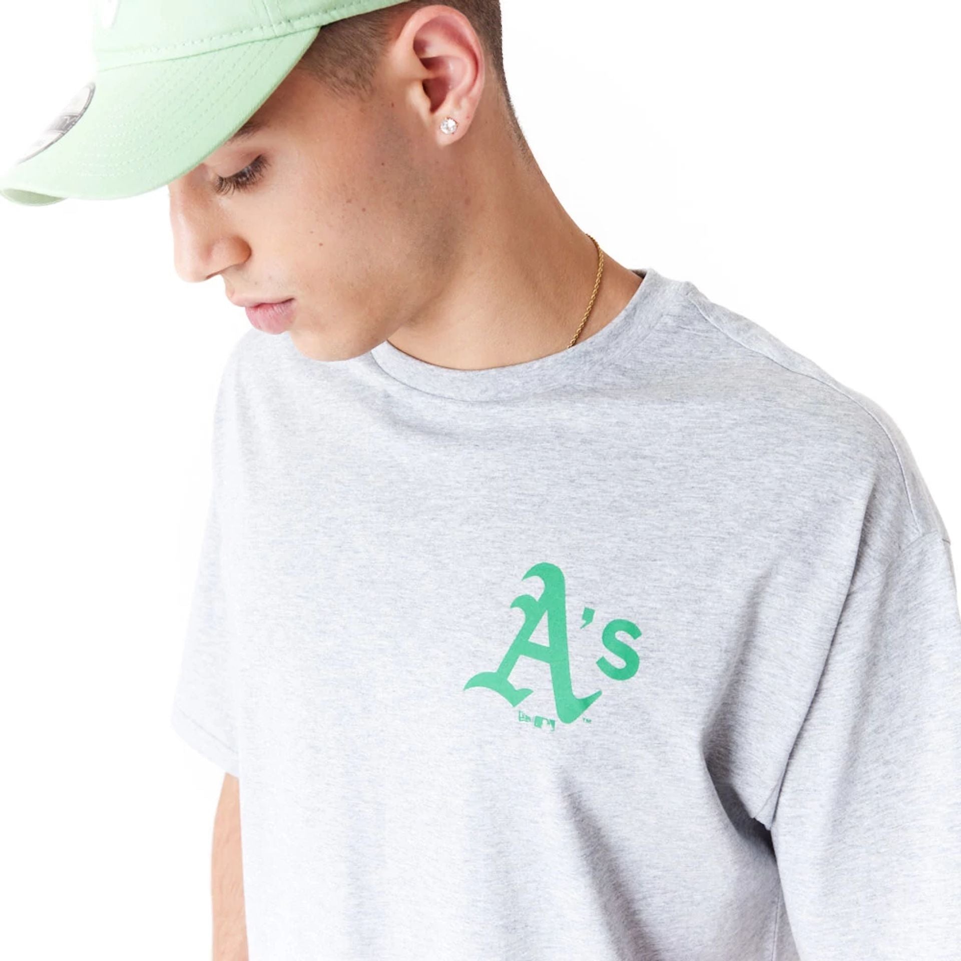 The Male model is wearing Oakland Athletics MLB World Series Grey Oversized T-Shirt 5