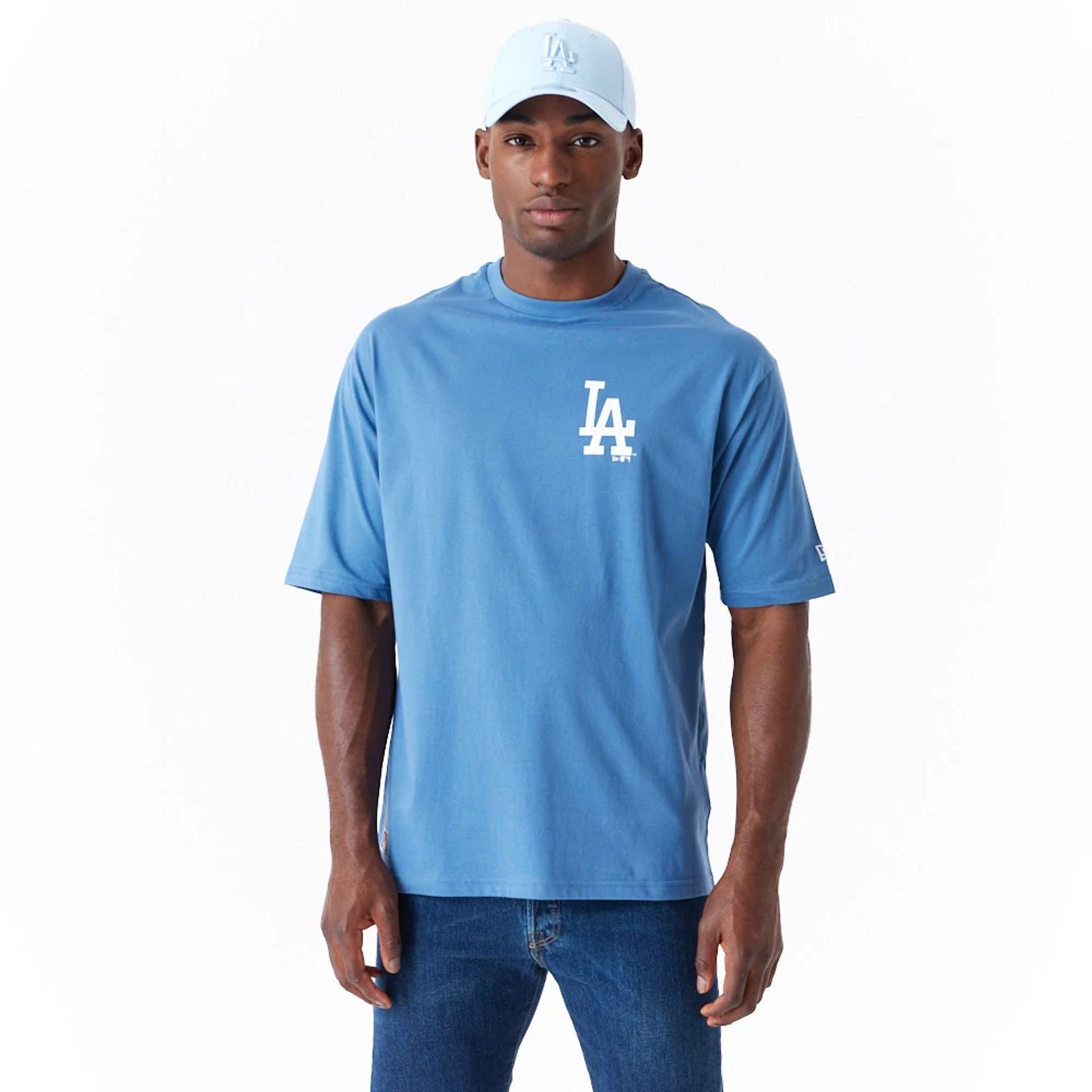 The Male model is wearing LA Dodgers MLB World Series Blue Oversized T-Shirt 1