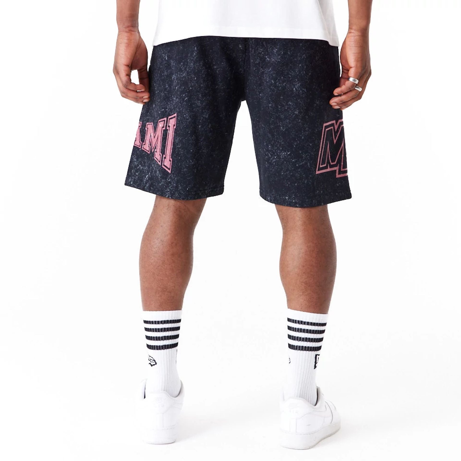 The Male model is wearing Miami Heat NBA Washed Black Shorts 2