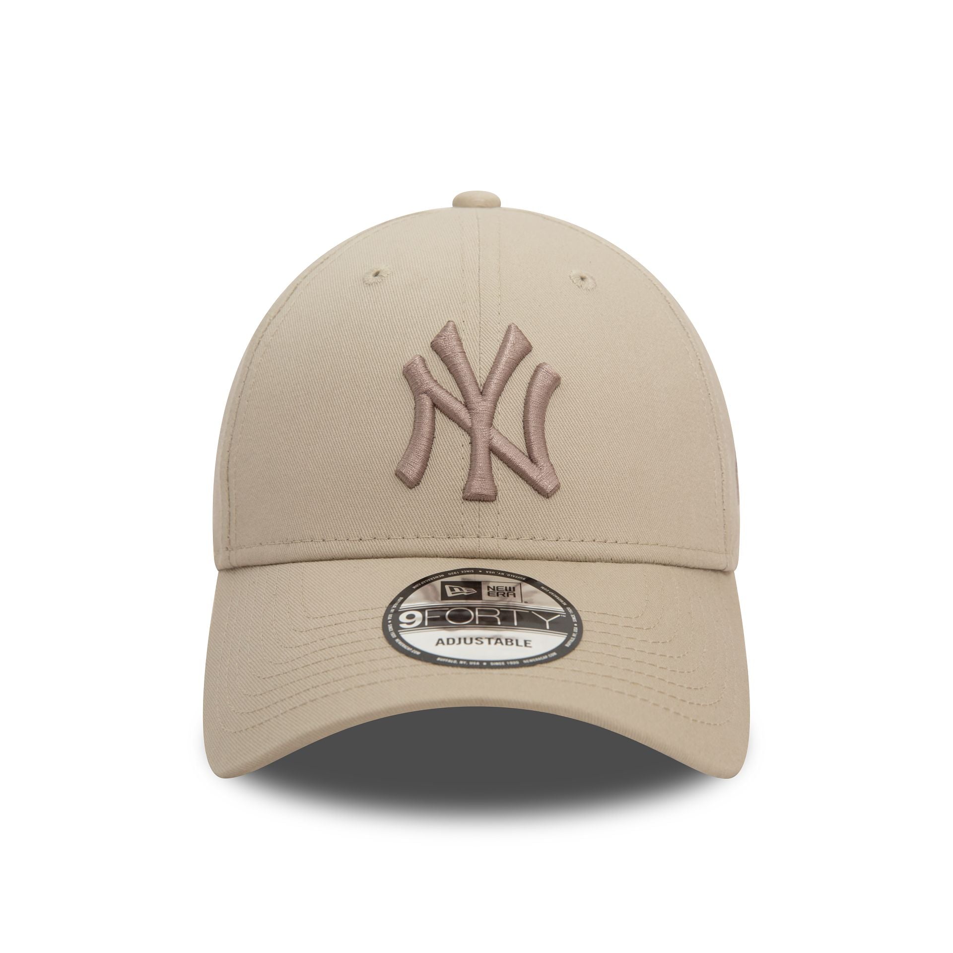 This is a New York Yankees League Essential Light Beige 9FORTY Adjustable Cap 2