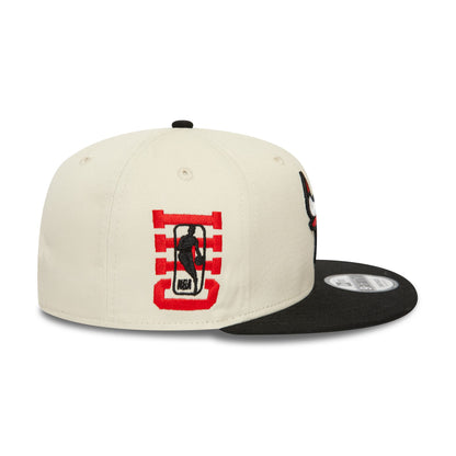 This is a Chicago Bulls NBA Logo Stone 9FIFTY Snapback Cap 6