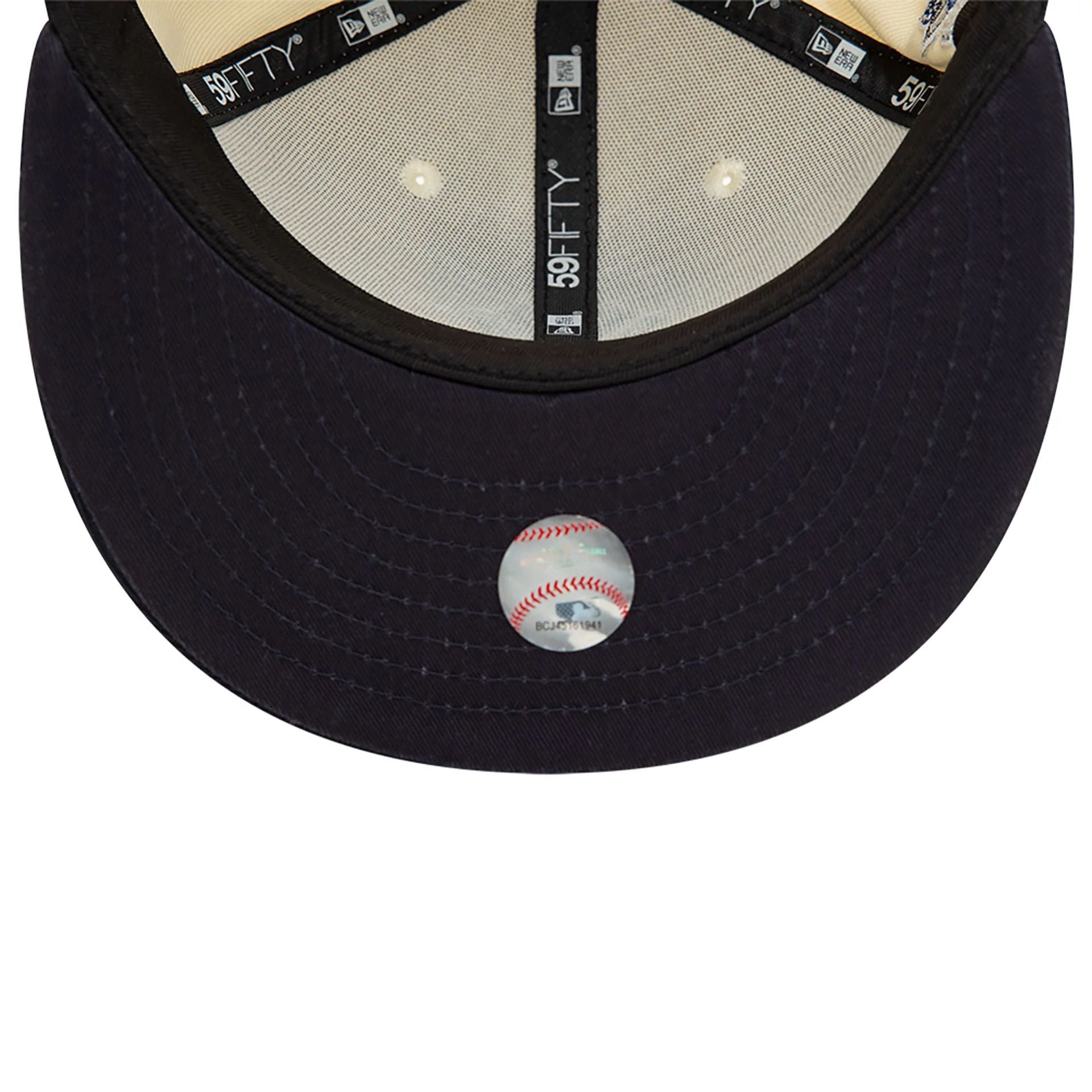 This is a New York Yankees Team Colour Stone and Black 59FIFTY Fitted Cap 5