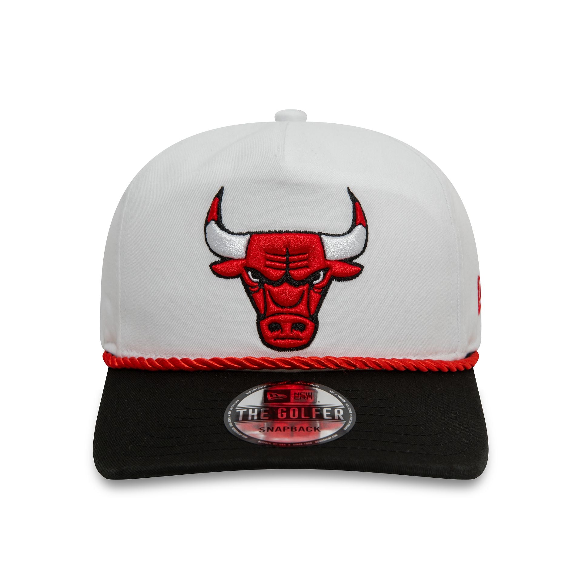 This is a Chicago Bulls Washed NBA White Golfer Snapback Cap 2