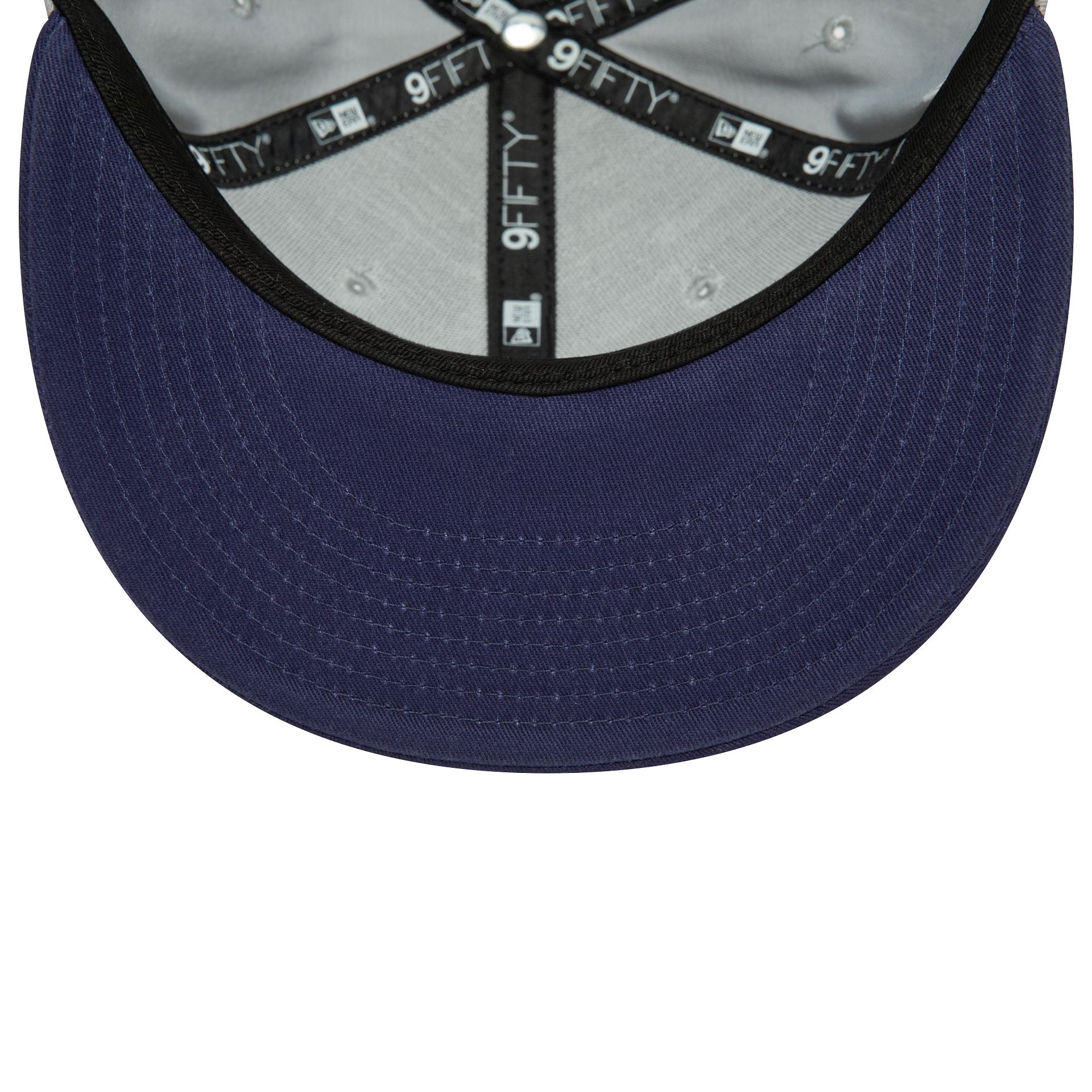 This is a New York Mets MLB Patch Grey 9FIFTY Snapback Cap 5