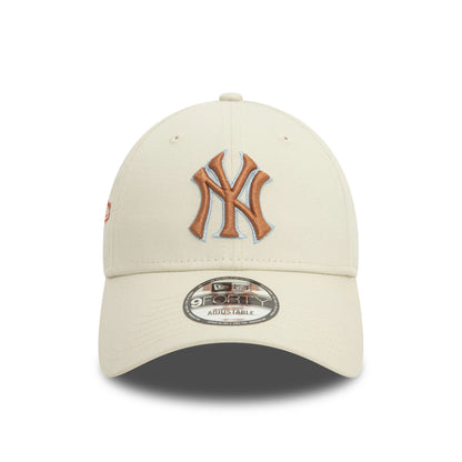 This is a New York Yankees MLB Patch White 9FORTY Adjustable Cap 2