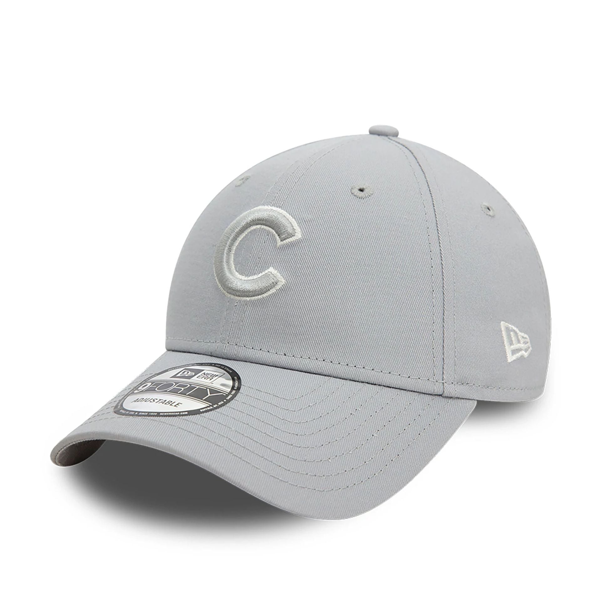 This is a Chicago Cubs MLB Patch Grey 9FORTY Adjustable Cap 1