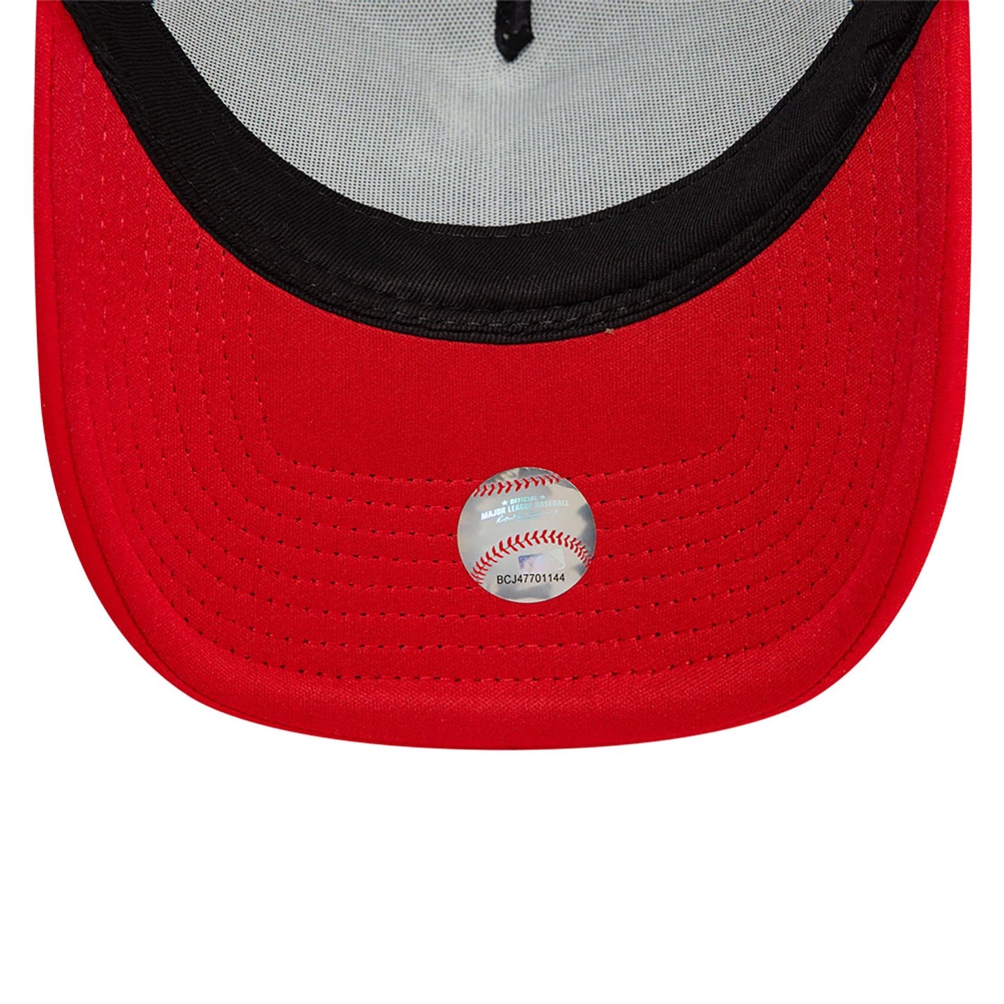 This is a Atlanta Braves MLB Logo Red A-Frame Trucker Cap 5