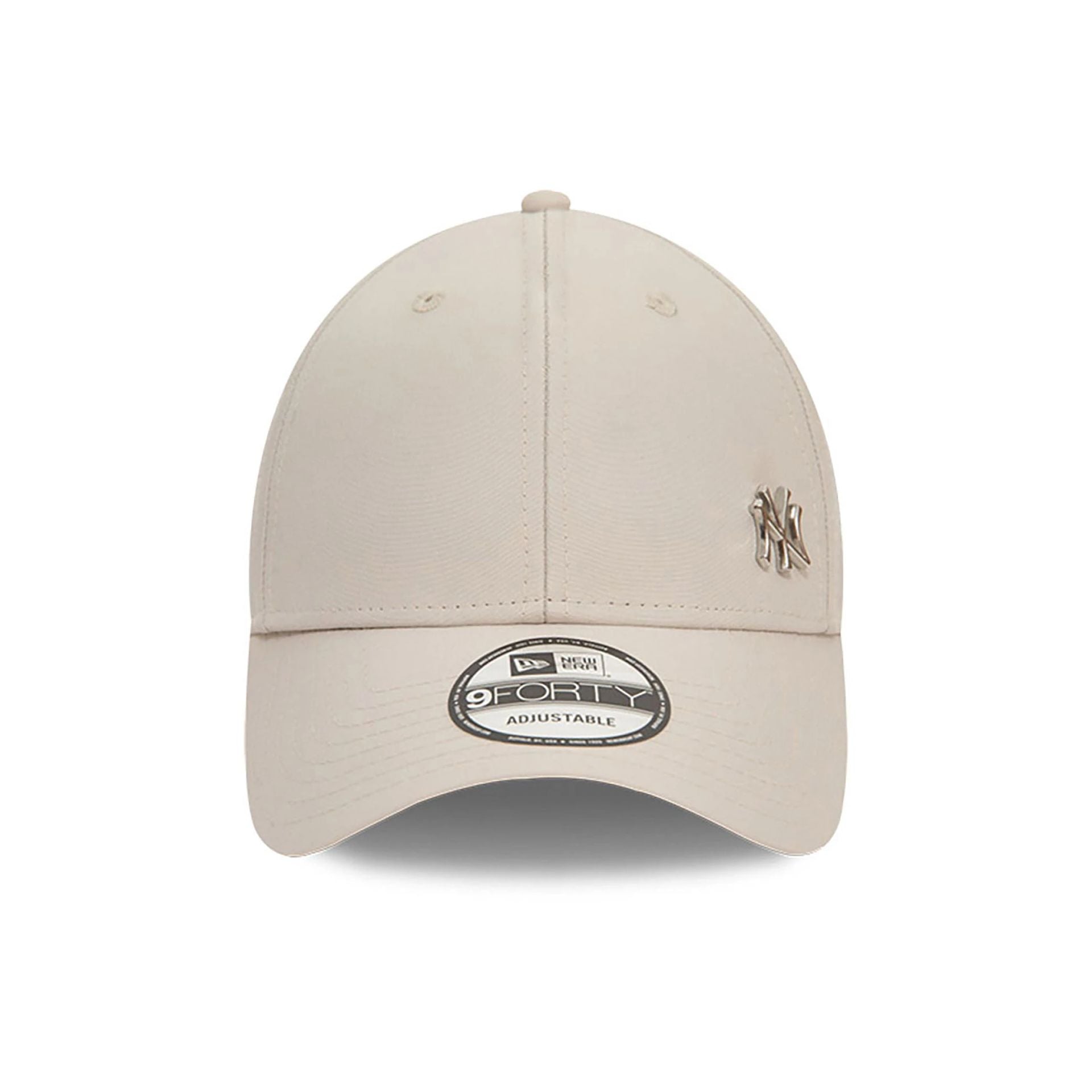 This is a New York Yankees Flawless Light Beige 9FORTY Adjustable Cap 2