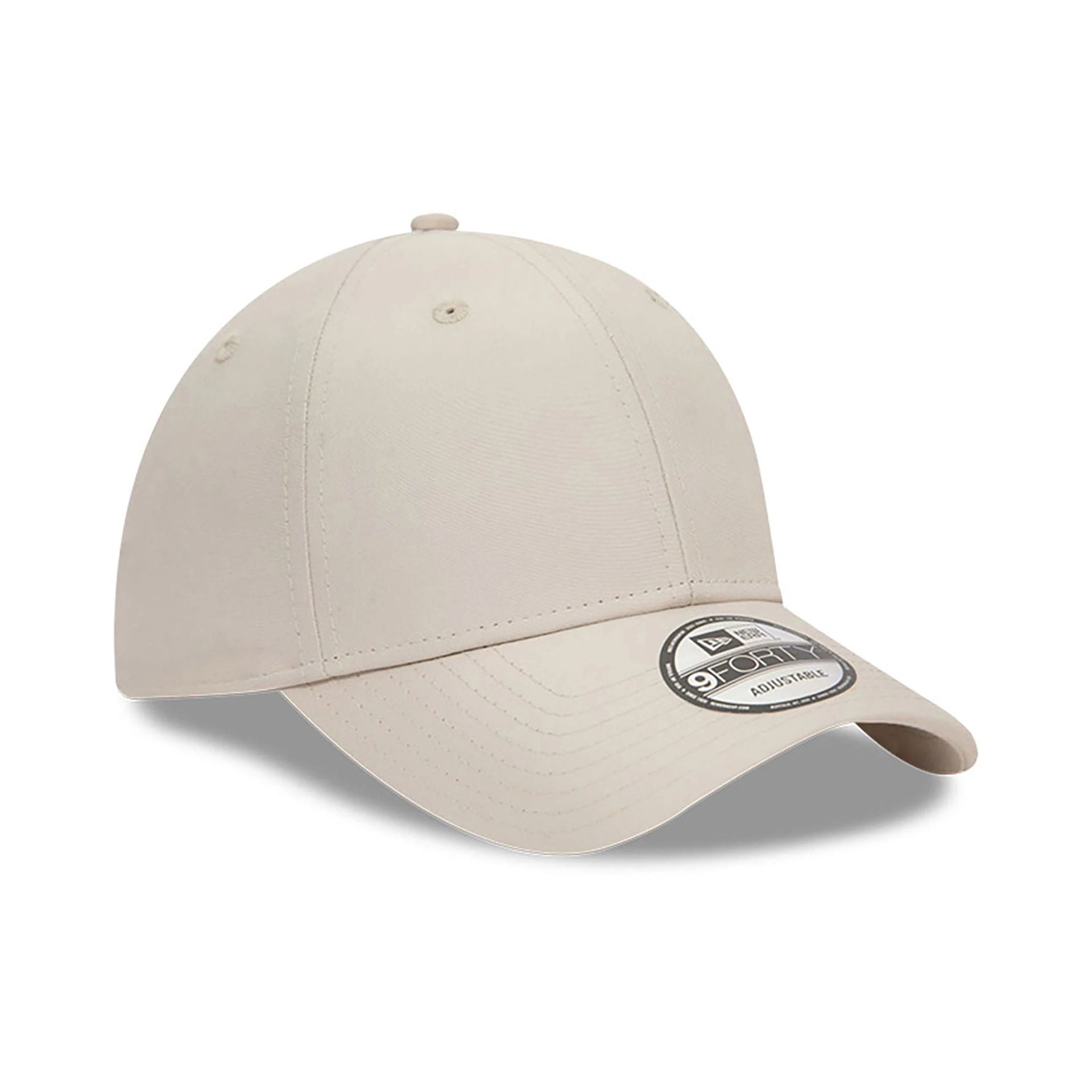 This is a New York Yankees Flawless Light Beige 9FORTY Adjustable Cap 3