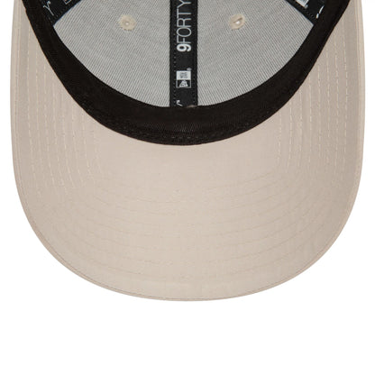 This is a New York Yankees Flawless Light Beige 9FORTY Adjustable Cap 5