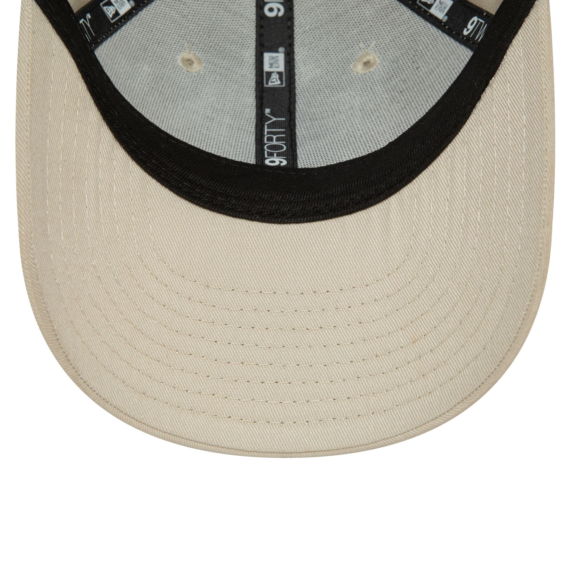 This is a Chicago White Sox Youth League Essential Light Beige 9FORTY Adjustable Cap 5