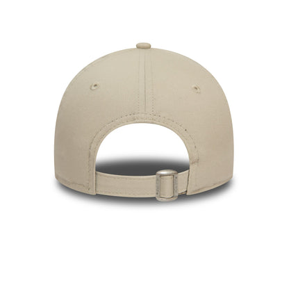 This is a LA Dodgers Youth League Essential Light Beige 9FORTY Adjustable Cap 3