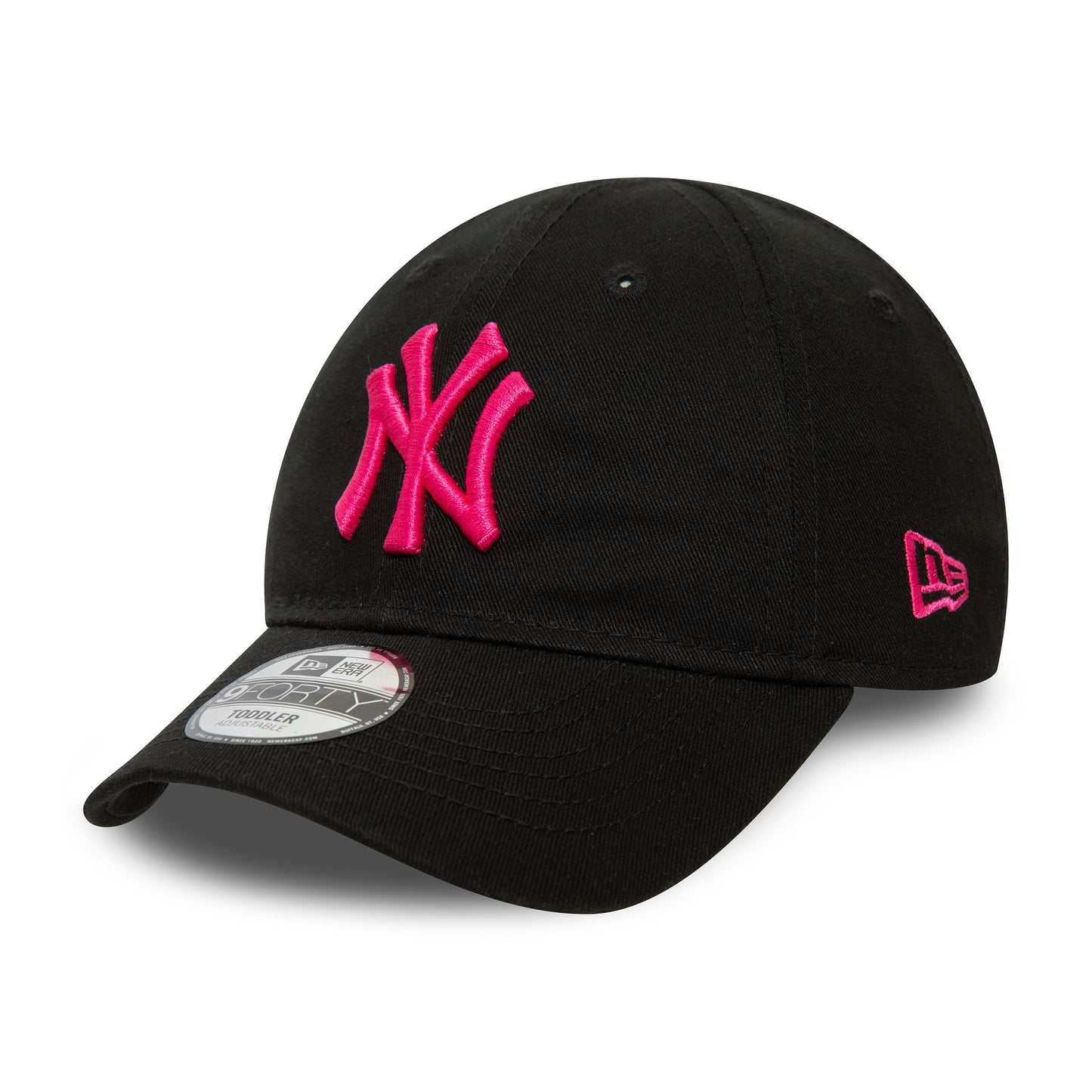 This is a New York Yankees Toddler League Essential Black 9FORTY Adjustable Cap 1