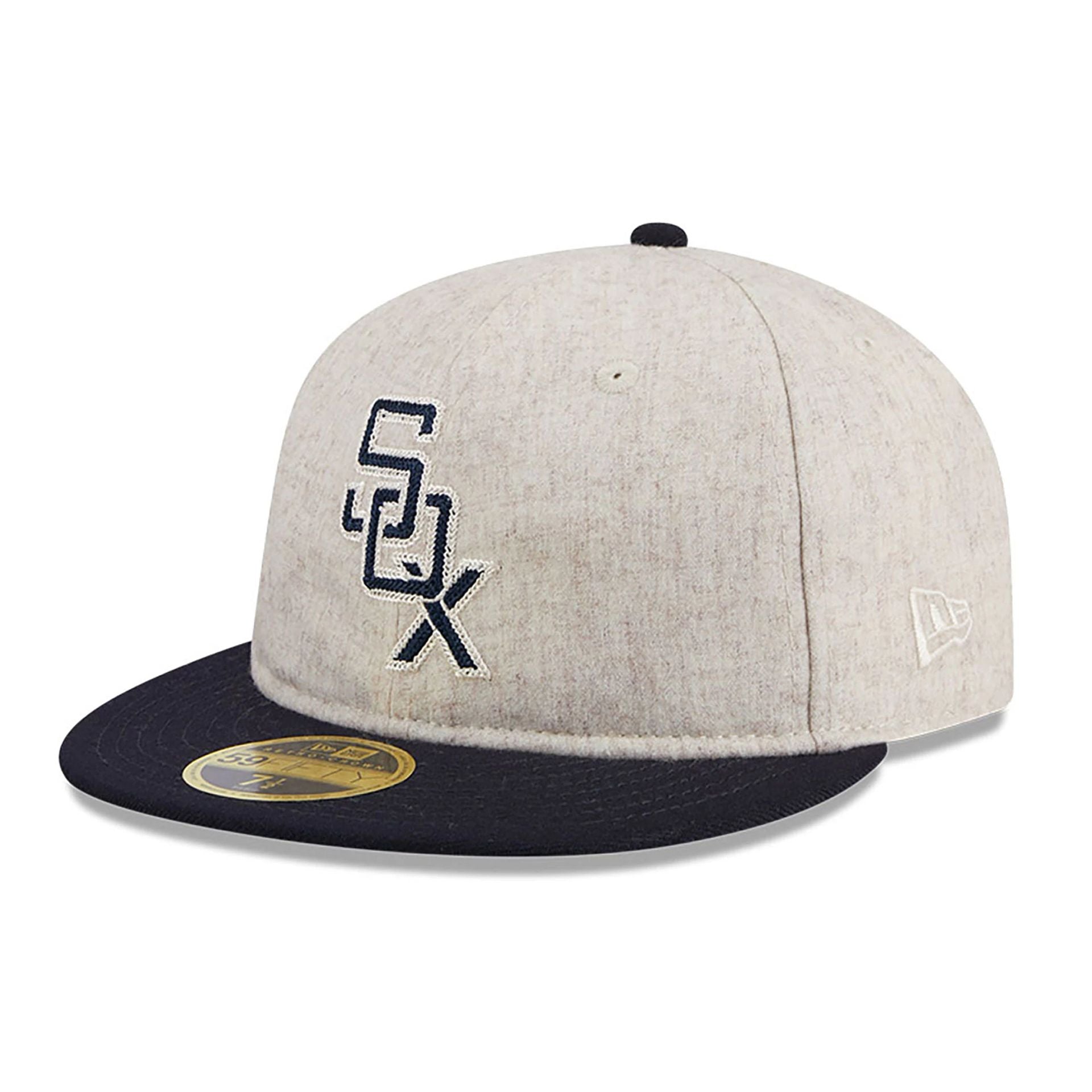 This is a Chicago White Sox Melton Wool Light Beige Retro Crown 59FIFTY Fitted Cap 2