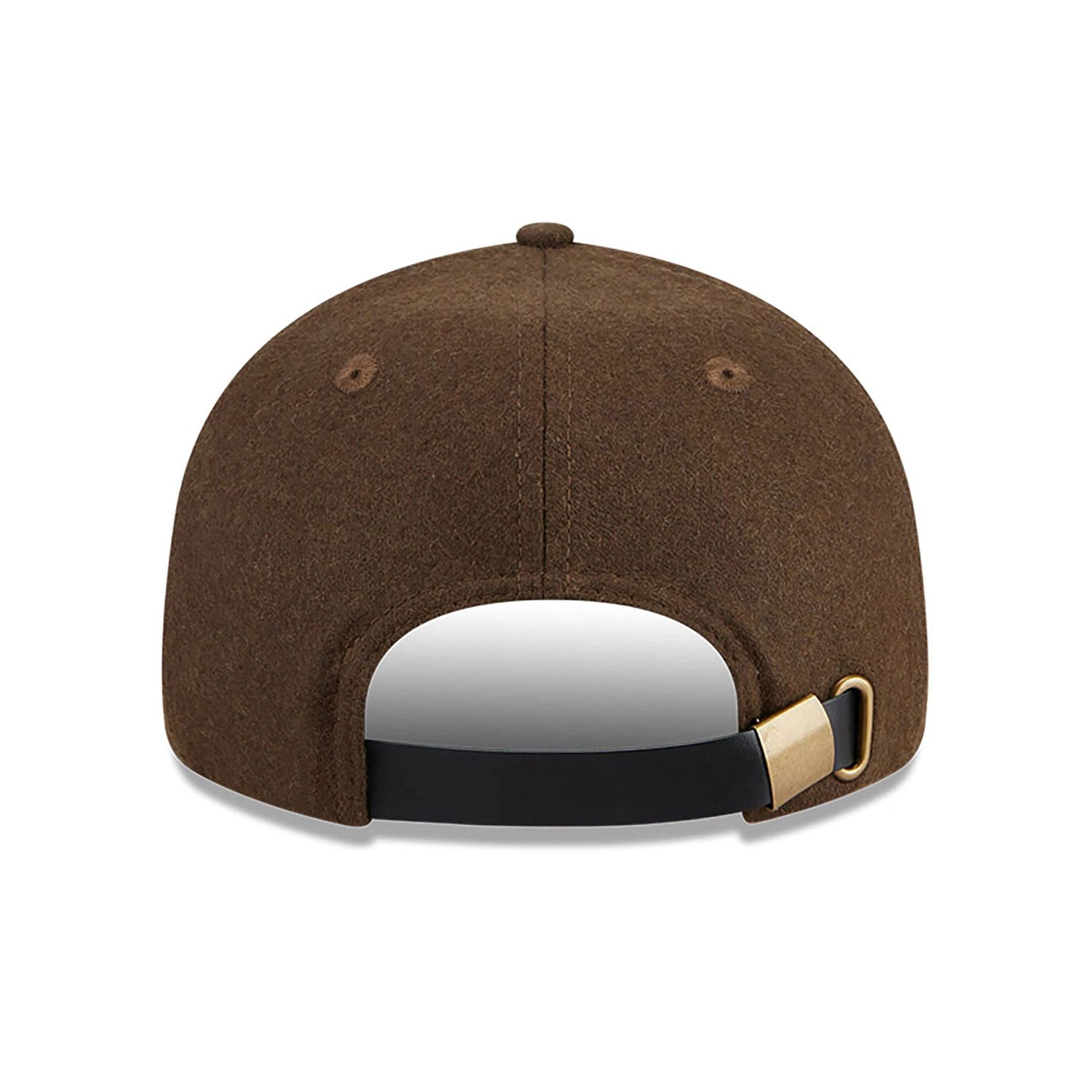 This is a San Diego Padres Melton Wool Brown Retro Crown 9FIFTY Strapback Cap 5