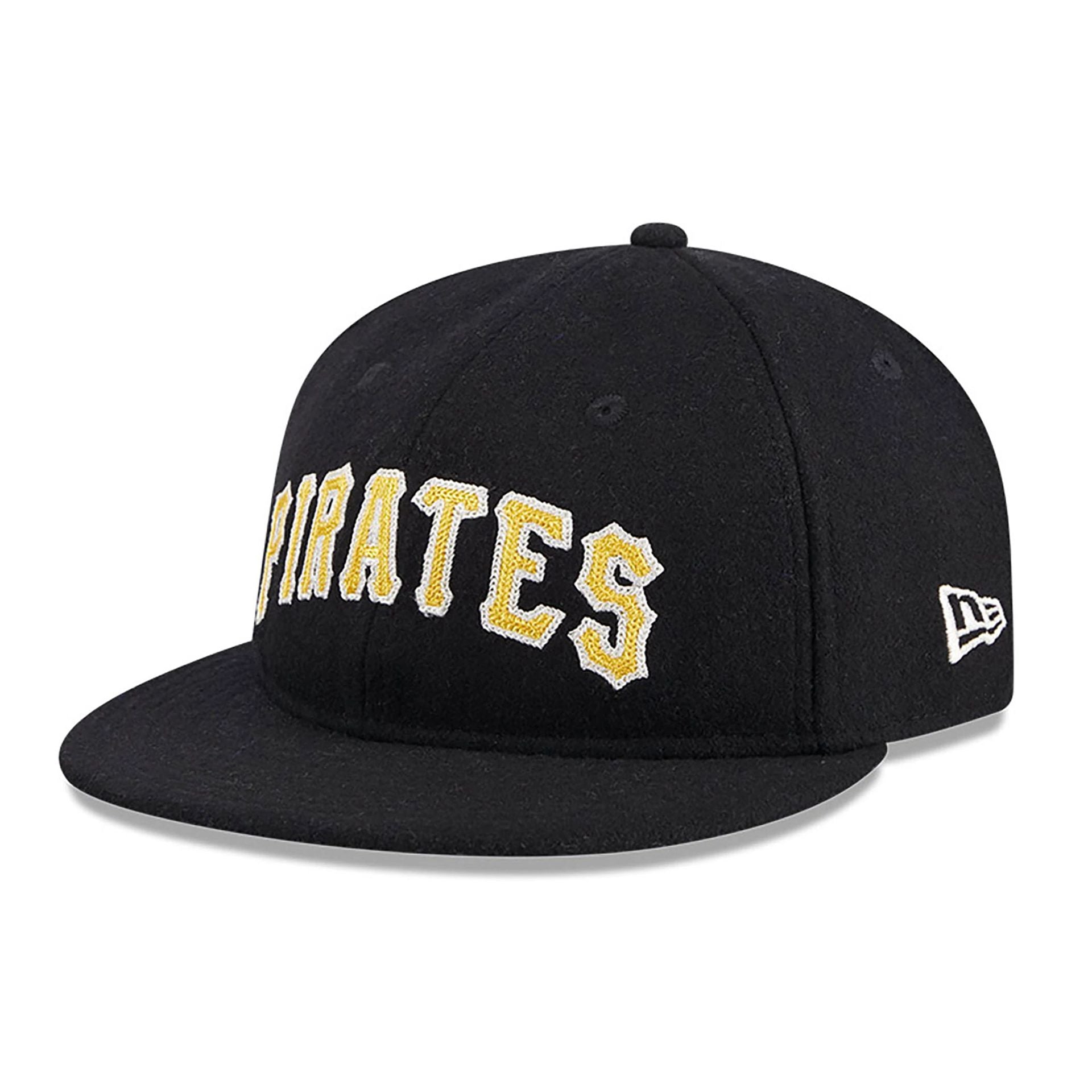 This is a Pittsburgh Pirates Melton Wool Black Retro Crown 9FIFTY Strapback Cap 1