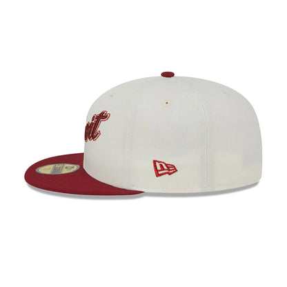 This is a Detroit Tigers Be Mine White 59FIFTY Fitted Cap 4