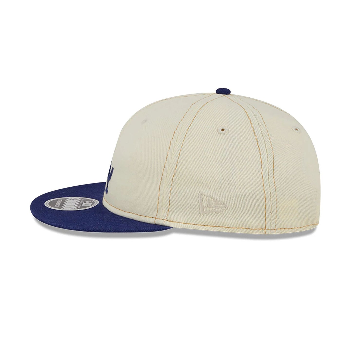 This is a LA Dodgers Chrome Denim White Retro Crown 9FIFTY Strapback Cap 5