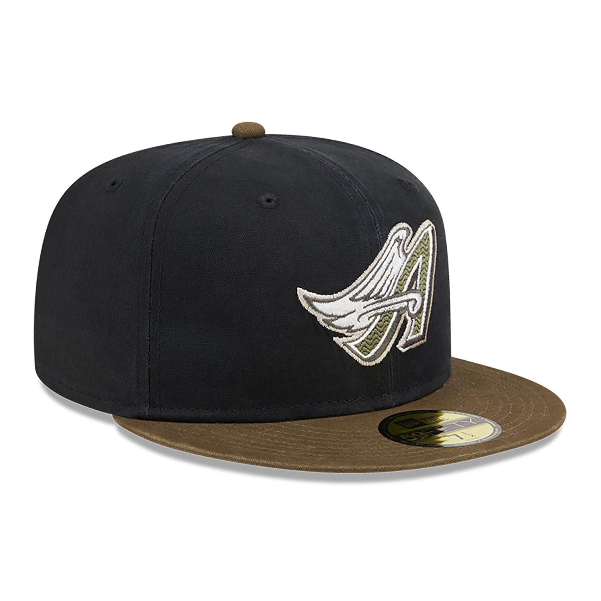 This is a LA Angels Quilted Logo Black 59FIFTY Fitted Cap 4