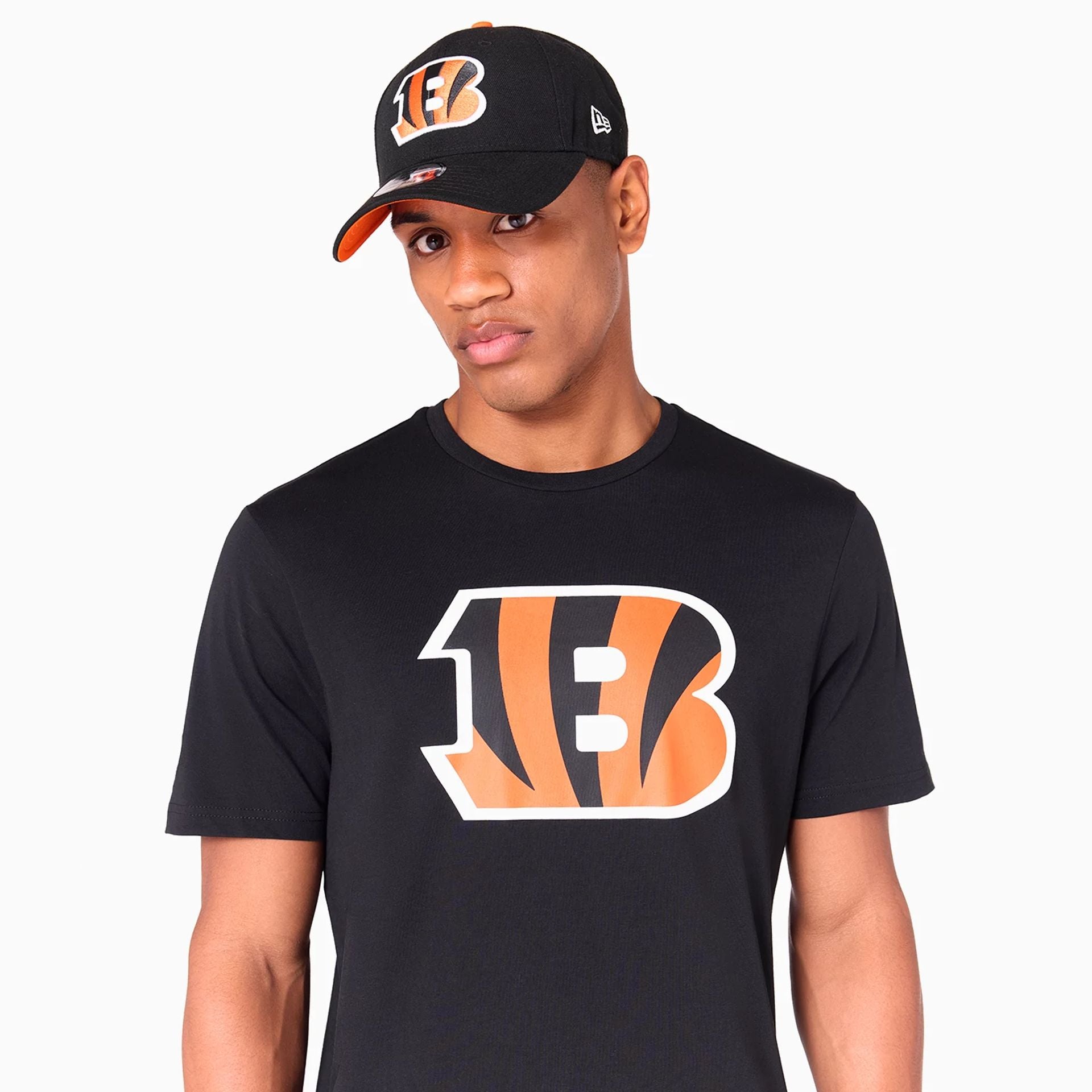 The Male model is wearing Cincinnati Bengals NFL Black T-Shirt 5