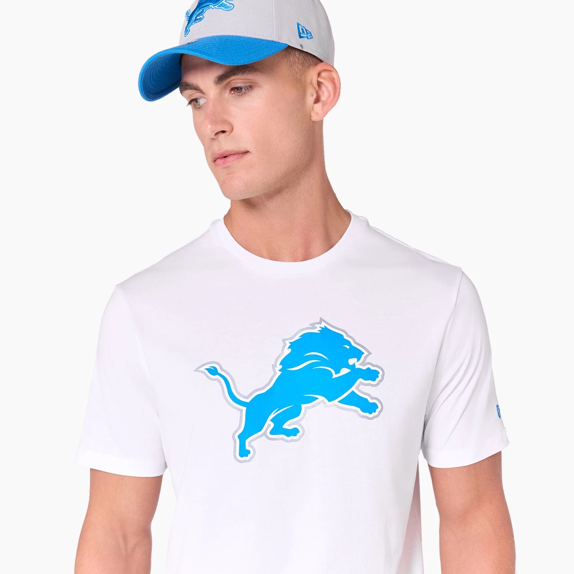 The Male model is wearing Detroit Lions NFL White T-Shirt 5