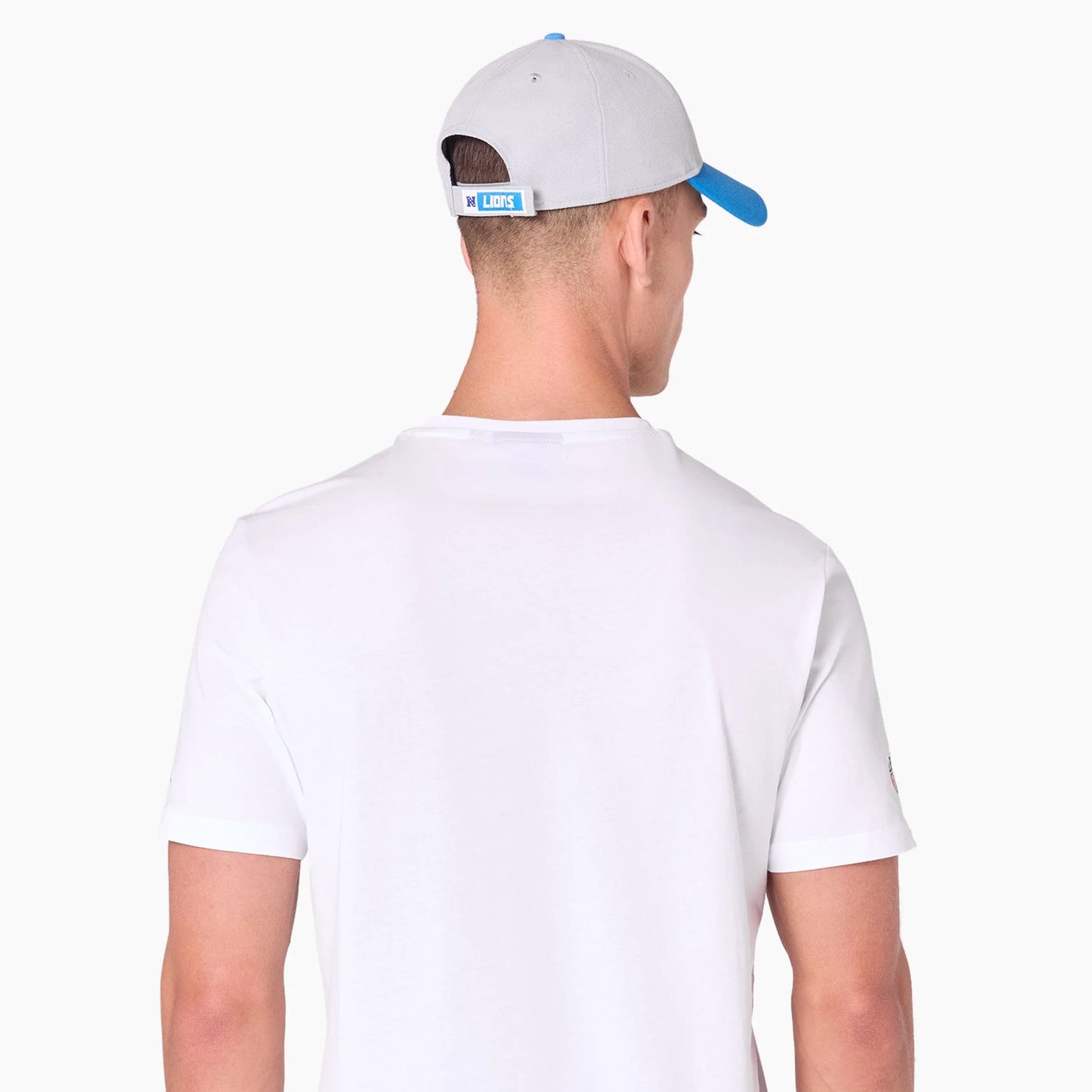 The Male model is wearing Detroit Lions NFL White T-Shirt 6