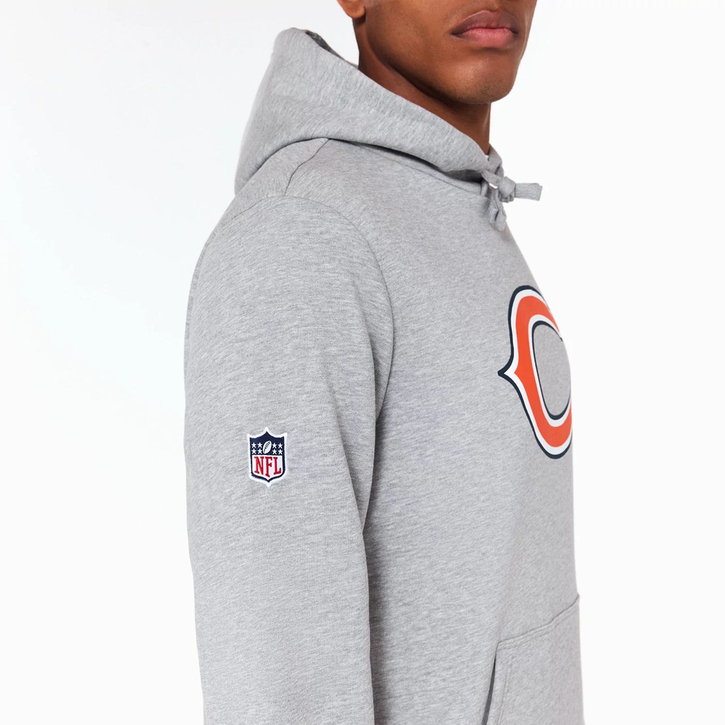 The Male model is wearing Chicago Bears NFL Grey Pullover Hoodie 4