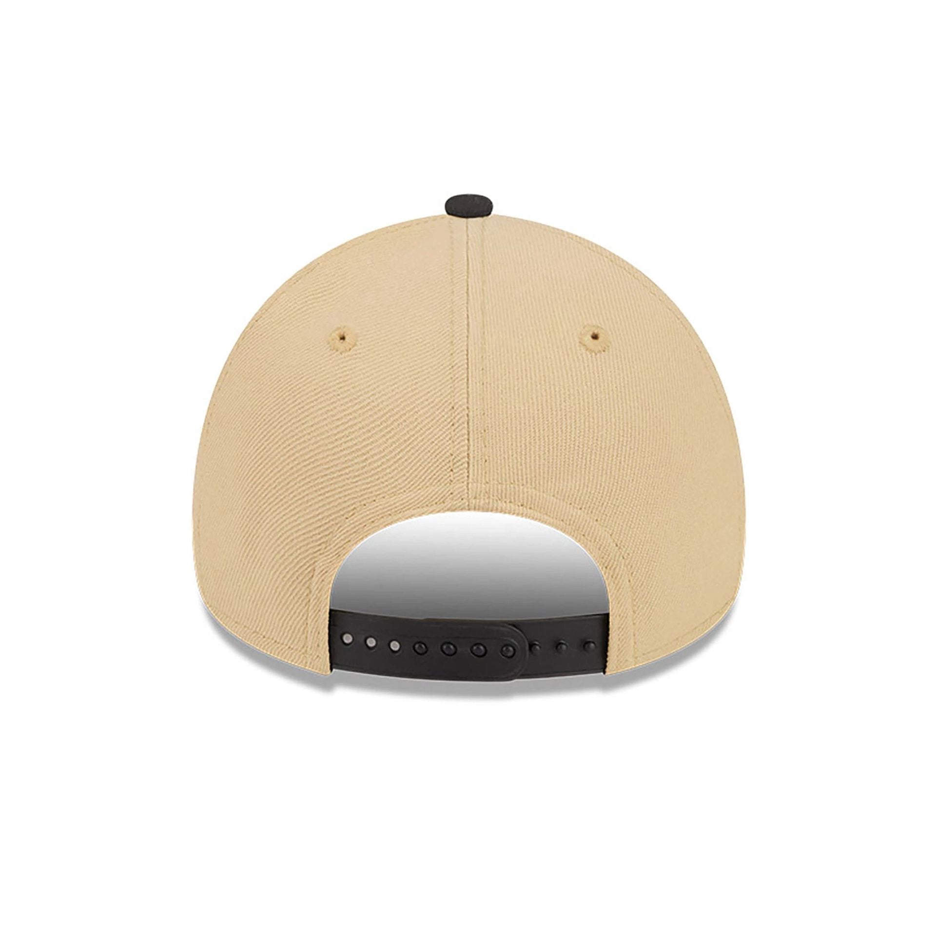 This is a Chicago White Sox City Sidepatch Light Beige 9FORTY A-Frame Adjustable Cap 5