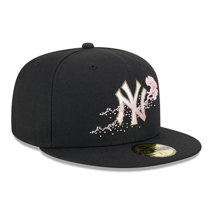 This is a New York Yankees Dotted Floral Black 59FIFTY Fitted Cap 3