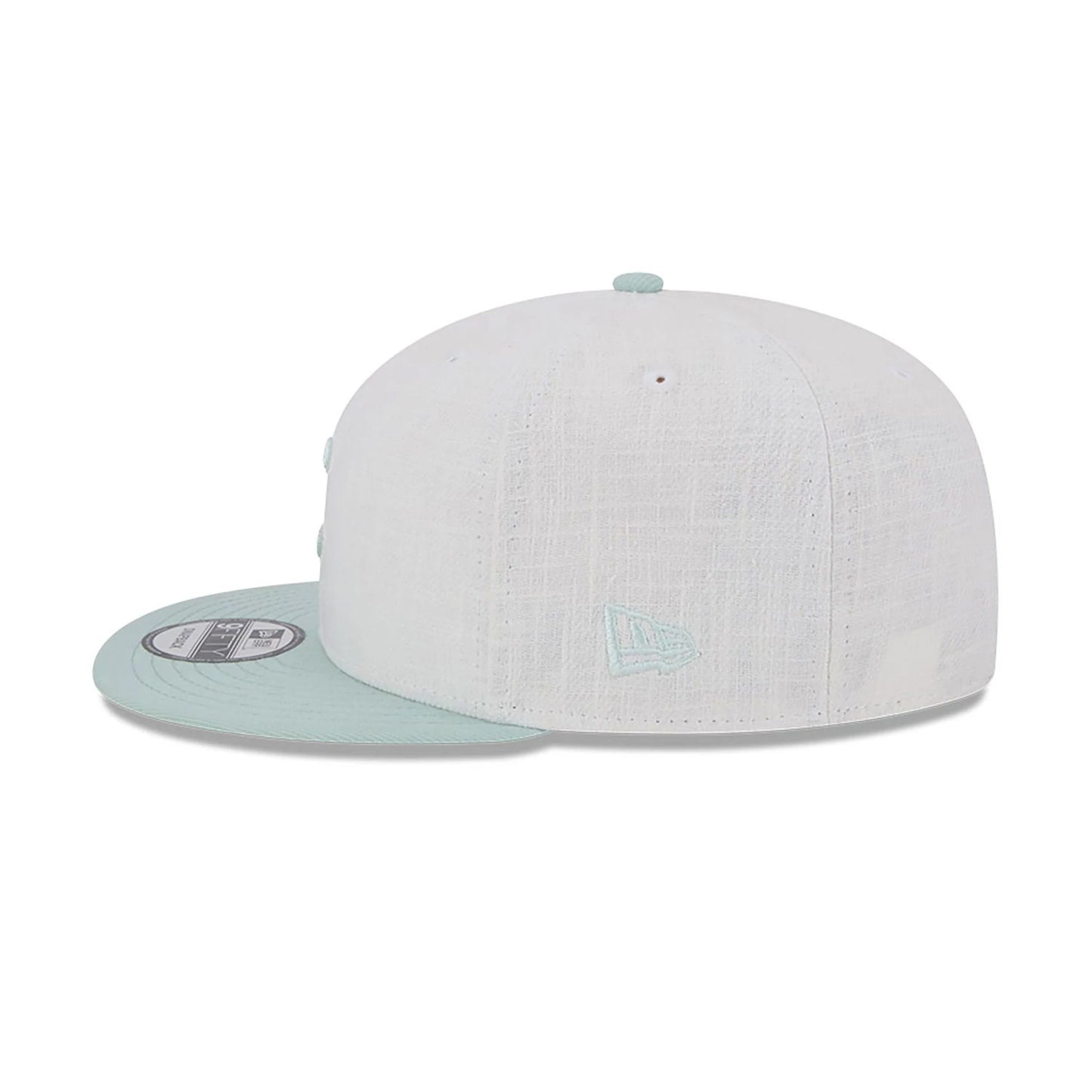 This is a Chicago Cubs Minty Breeze White 9FIFTY Snapback Cap 7