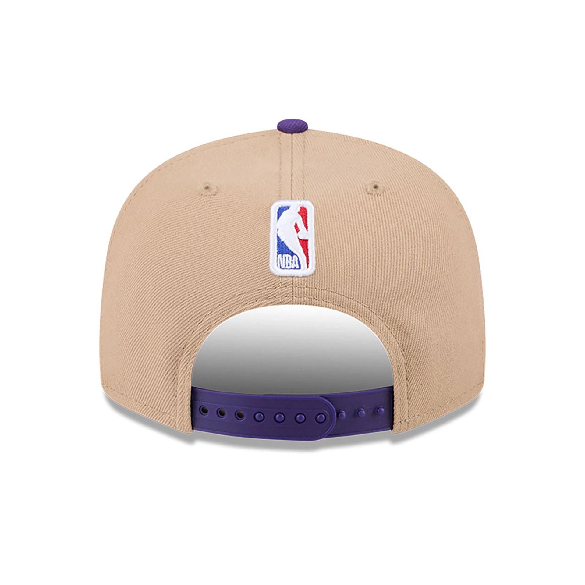 This is a LA Lakers NBA Draft Beige 9FIFTY Snapback Cap 5