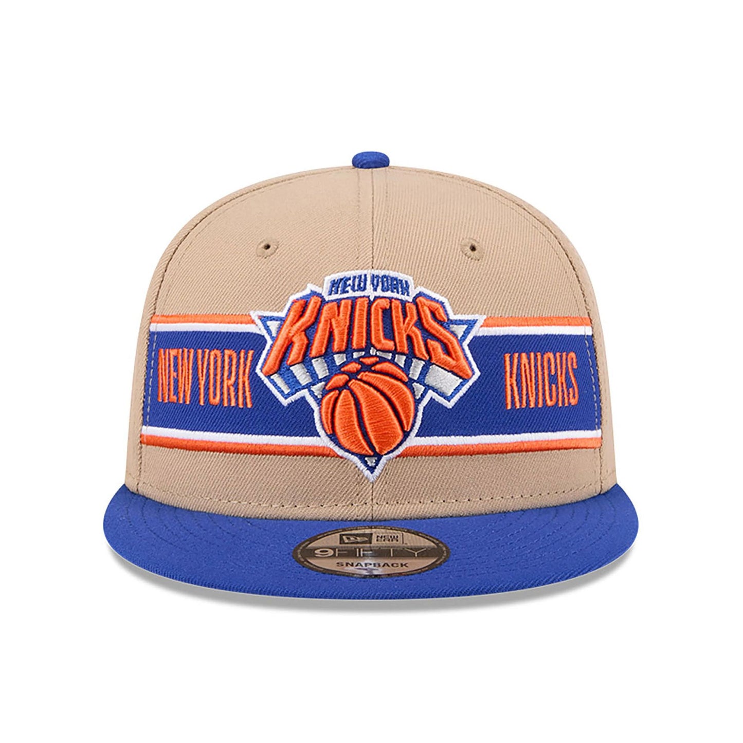 This is a New York Knicks NBA Draft Beige 9FIFTY Snapback Cap 3