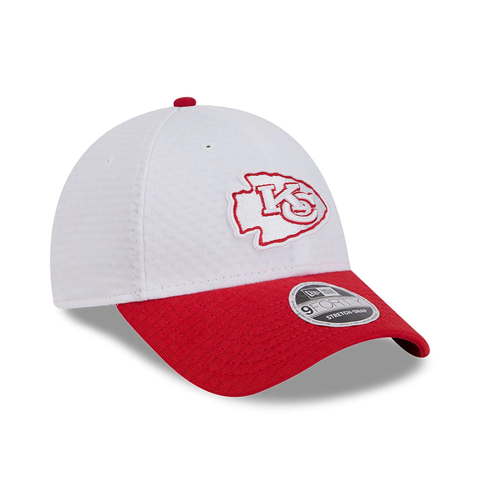 This is a Kansas City Chiefs NFL Training 2024 White 9FORTY Stretch Snap Cap 3