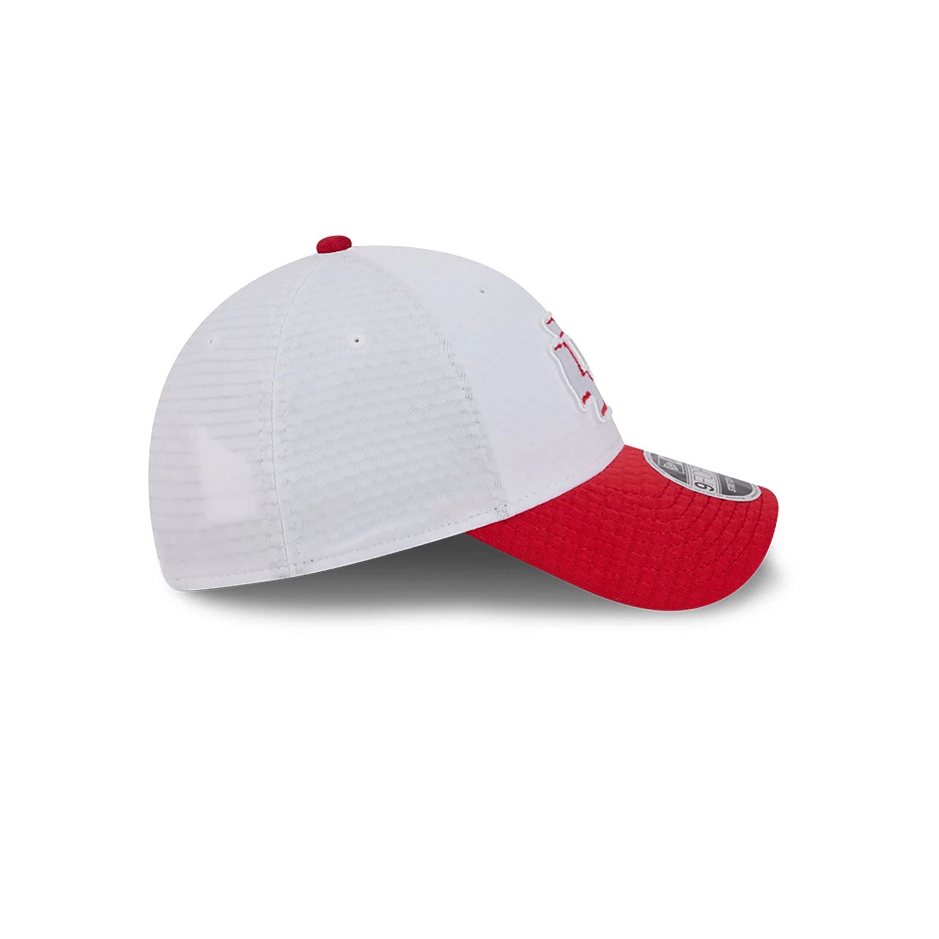 This is a Kansas City Chiefs NFL Training 2024 White 9FORTY Stretch Snap Cap 6