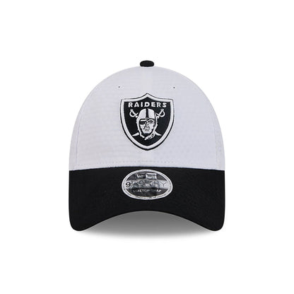 This is a Las Vegas Raiders NFL Training 2024 White 9FORTY Stretch Snap Cap 2