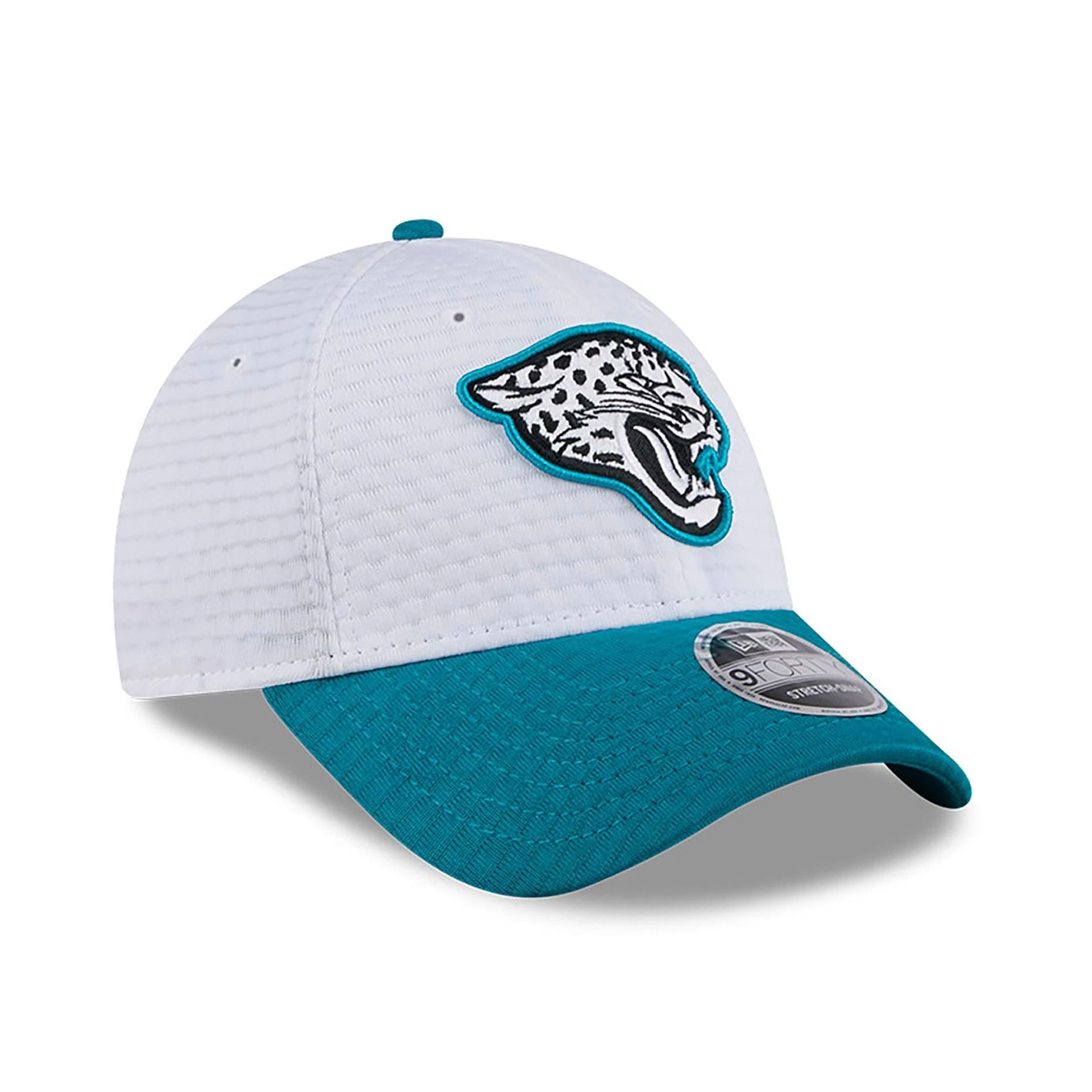 This is a Jacksonville Jaguars NFL Training 2024 White 9FORTY Stretch Snap Cap 3