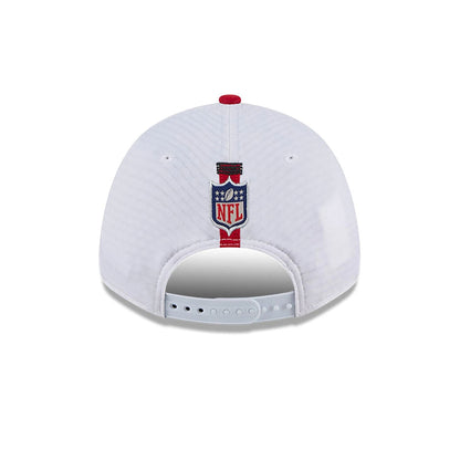 This is a San Francisco 49ers NFL Training 2024 White 9FORTY Stretch Snap Cap 5