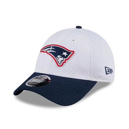 This is a New England Patriots NFL Training 2024 White 9FORTY Stretch Snap Cap 1