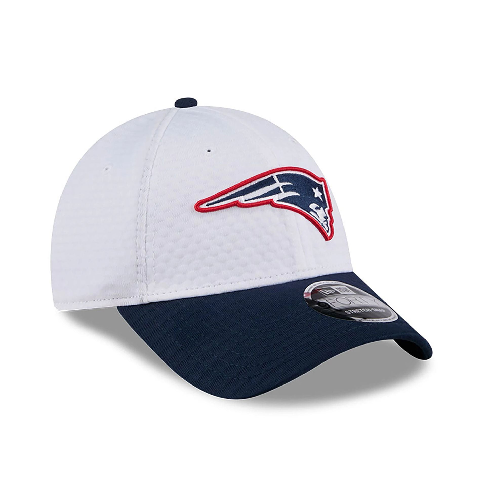 This is a New England Patriots NFL Training 2024 White 9FORTY Stretch Snap Cap 3