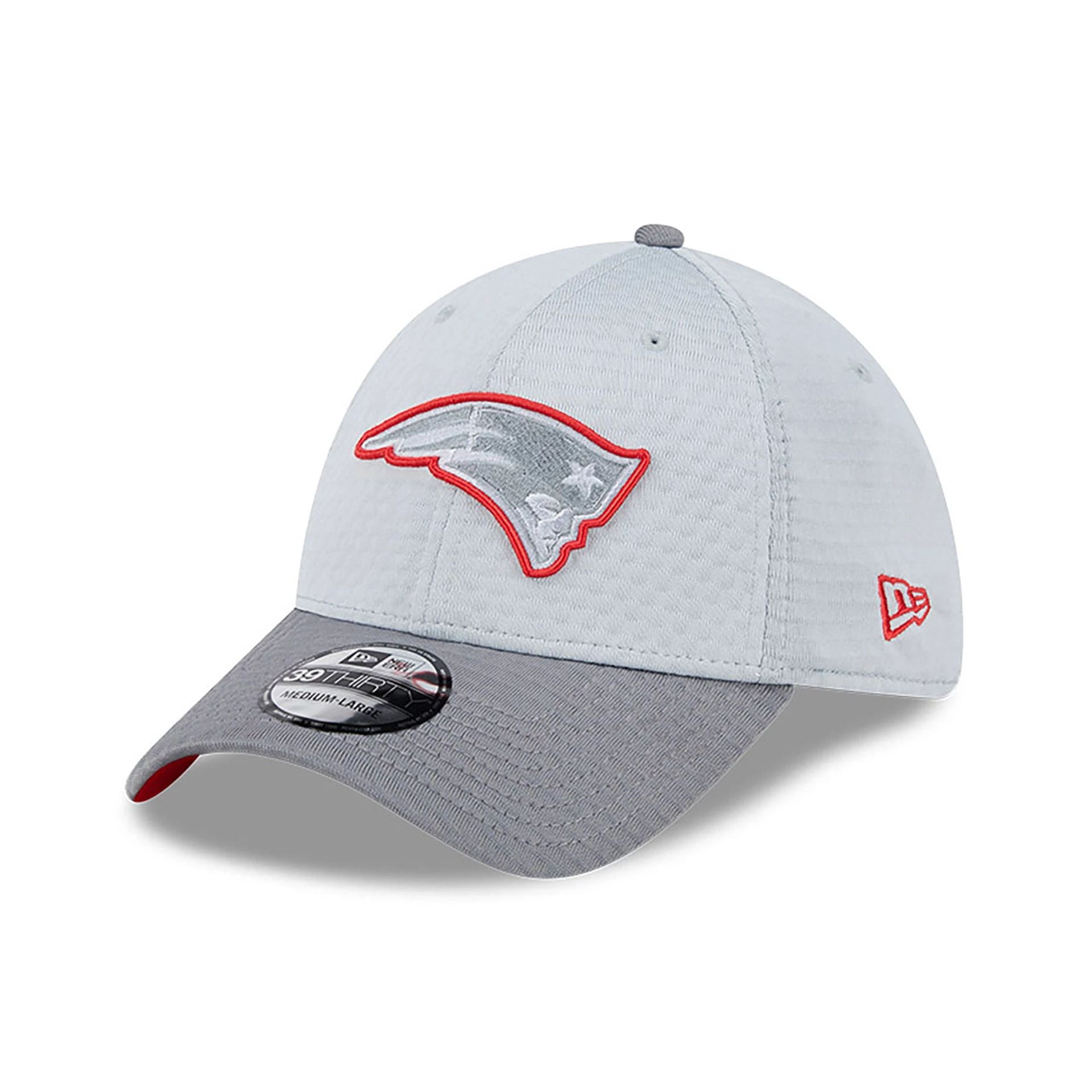 This is a New England Patriots NFL Training 2024 Grey 39THIRTY Stretch Fit Cap 1